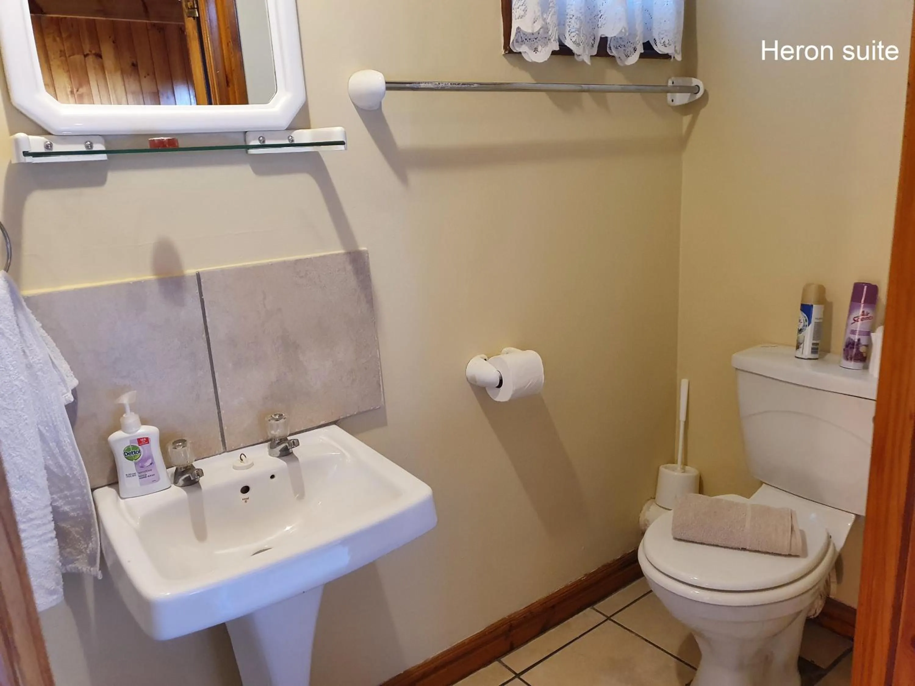 Bathroom in Lakeside Accommodation