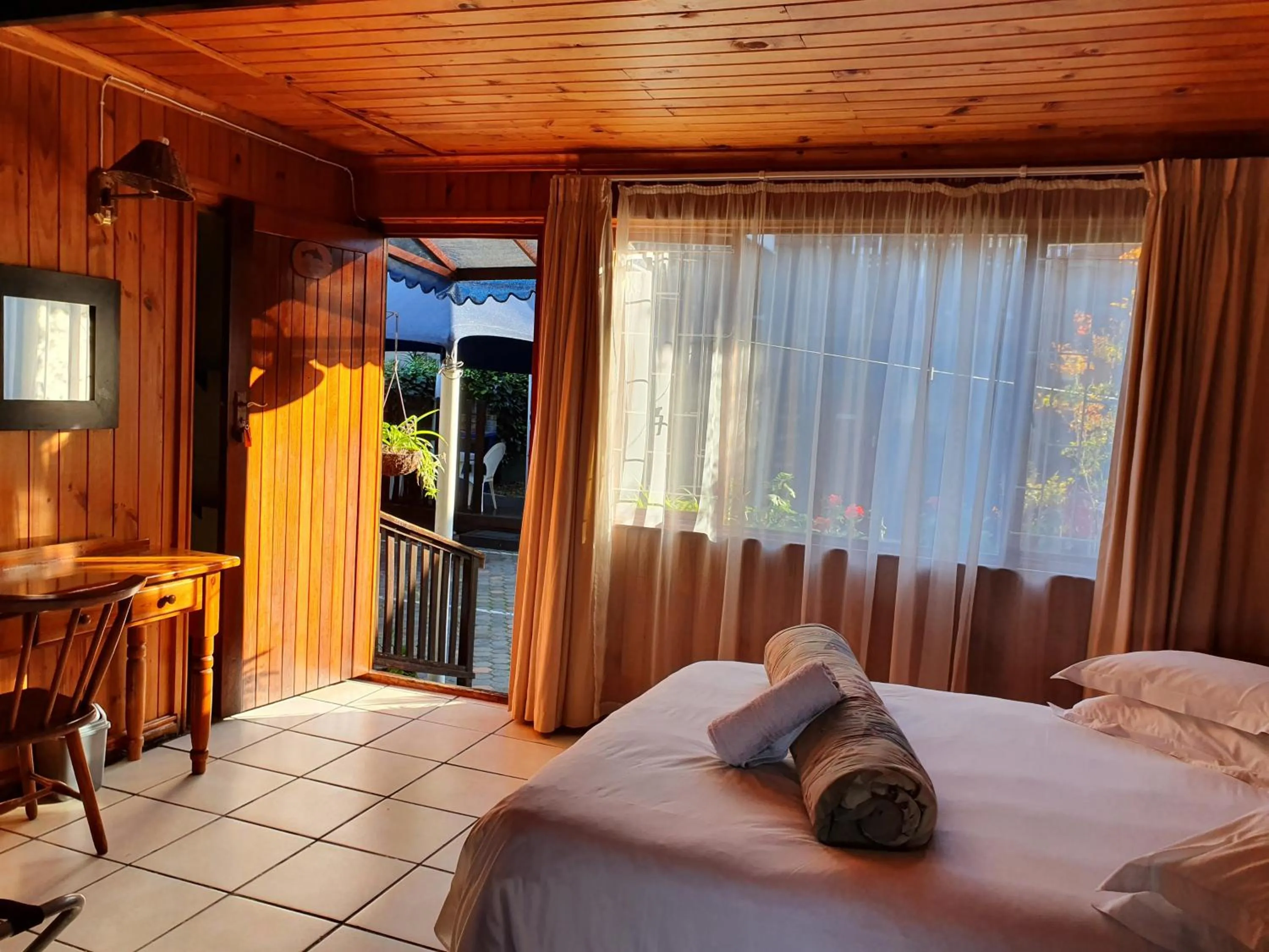 Photo of the whole room, Bed in Lakeside Accommodation