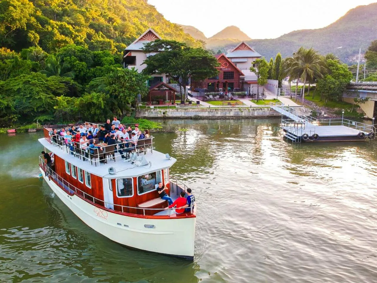 Entertainment in Plakan Resort