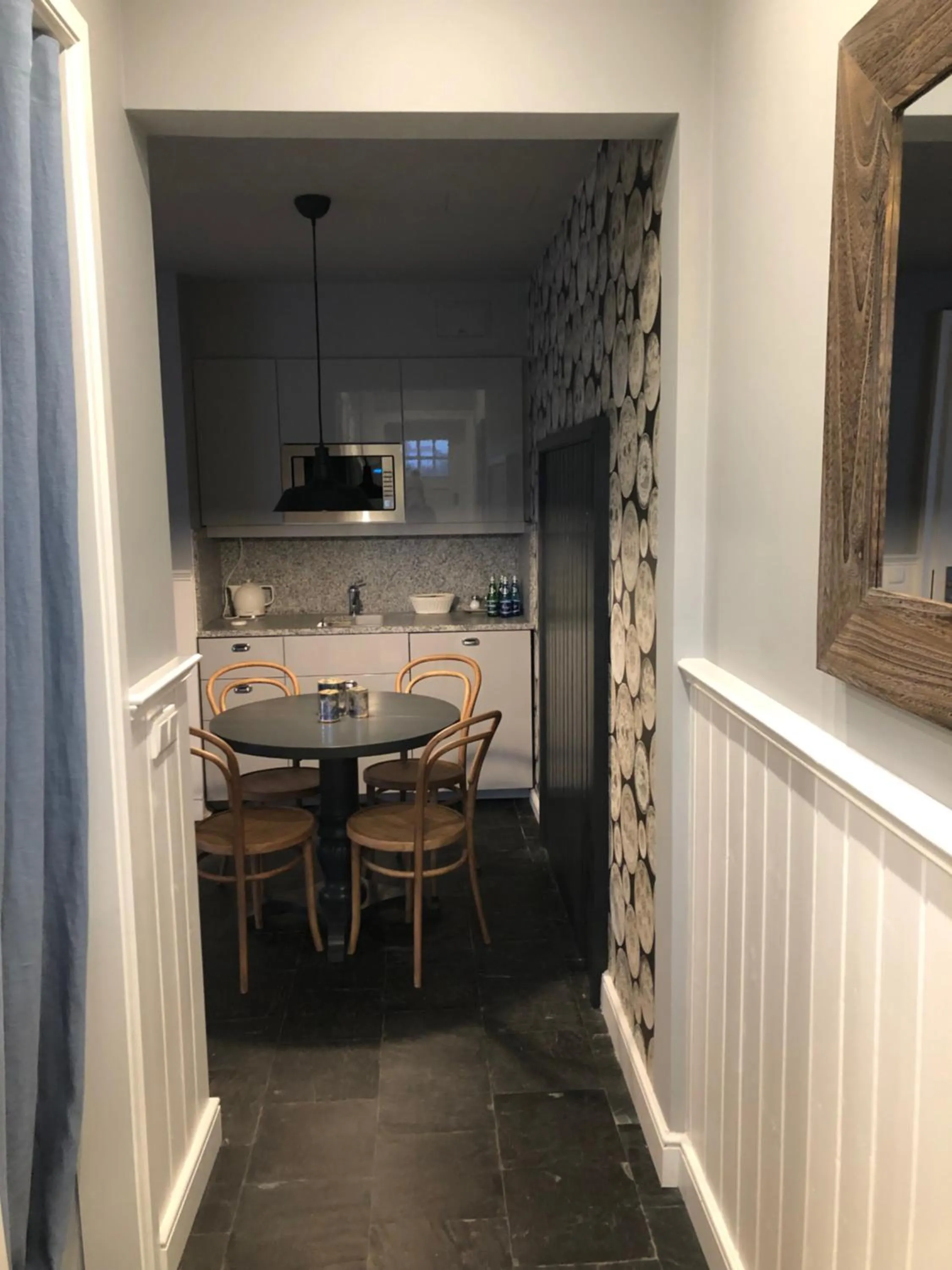 Kitchen or kitchenette in Villa Park Wisełka Spa & Wellness