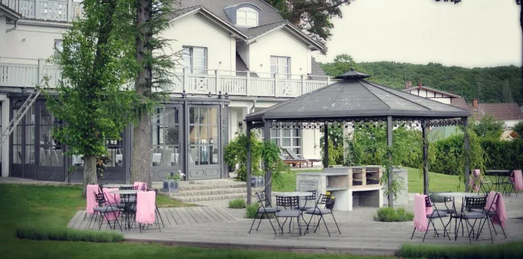 Property building in Villa Park Wisełka Spa & Wellness