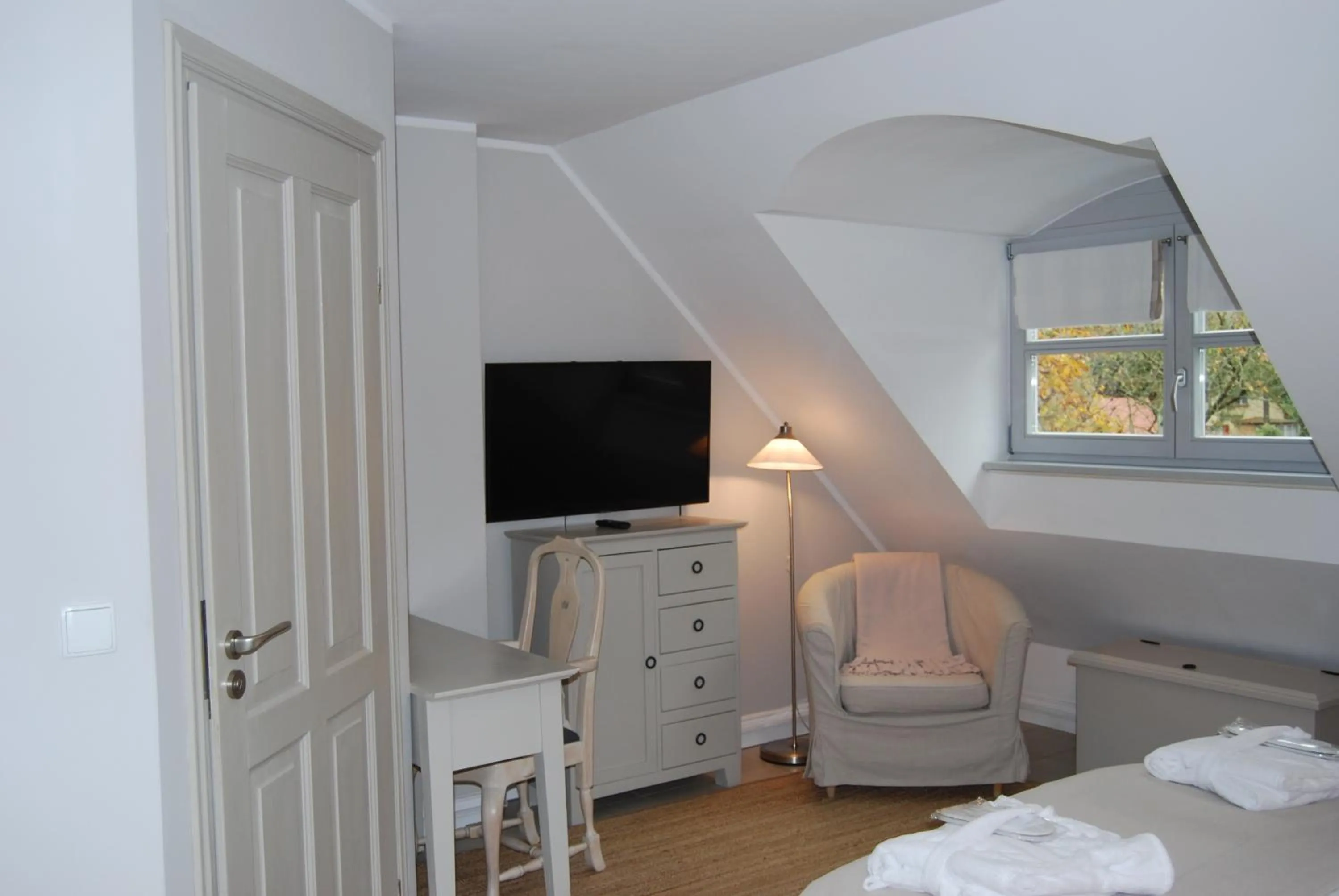 Photo of the whole room, Bed in Villa Park Wisełka Spa & Wellness