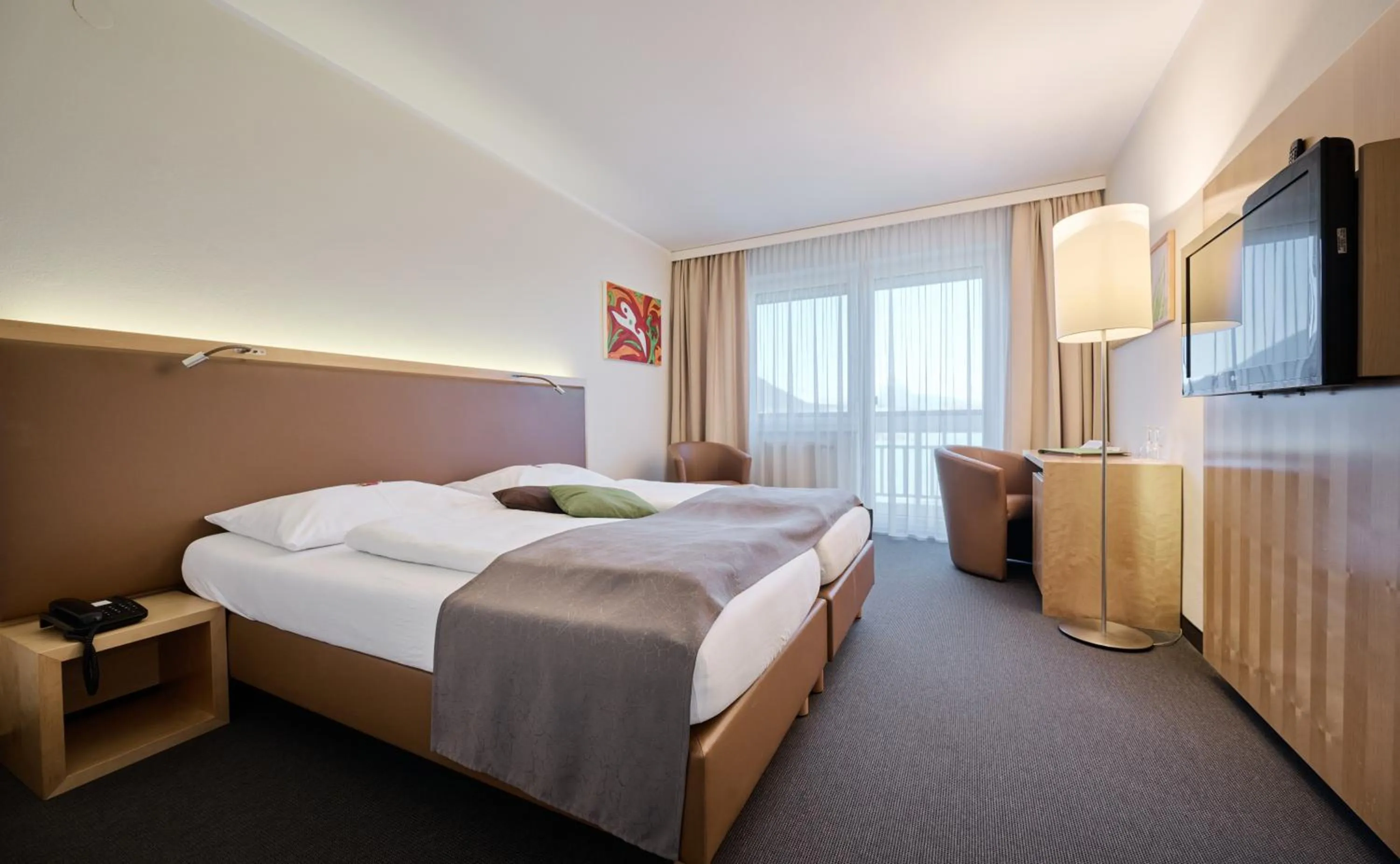 Photo of the whole room, Bed in Hotel Momentum