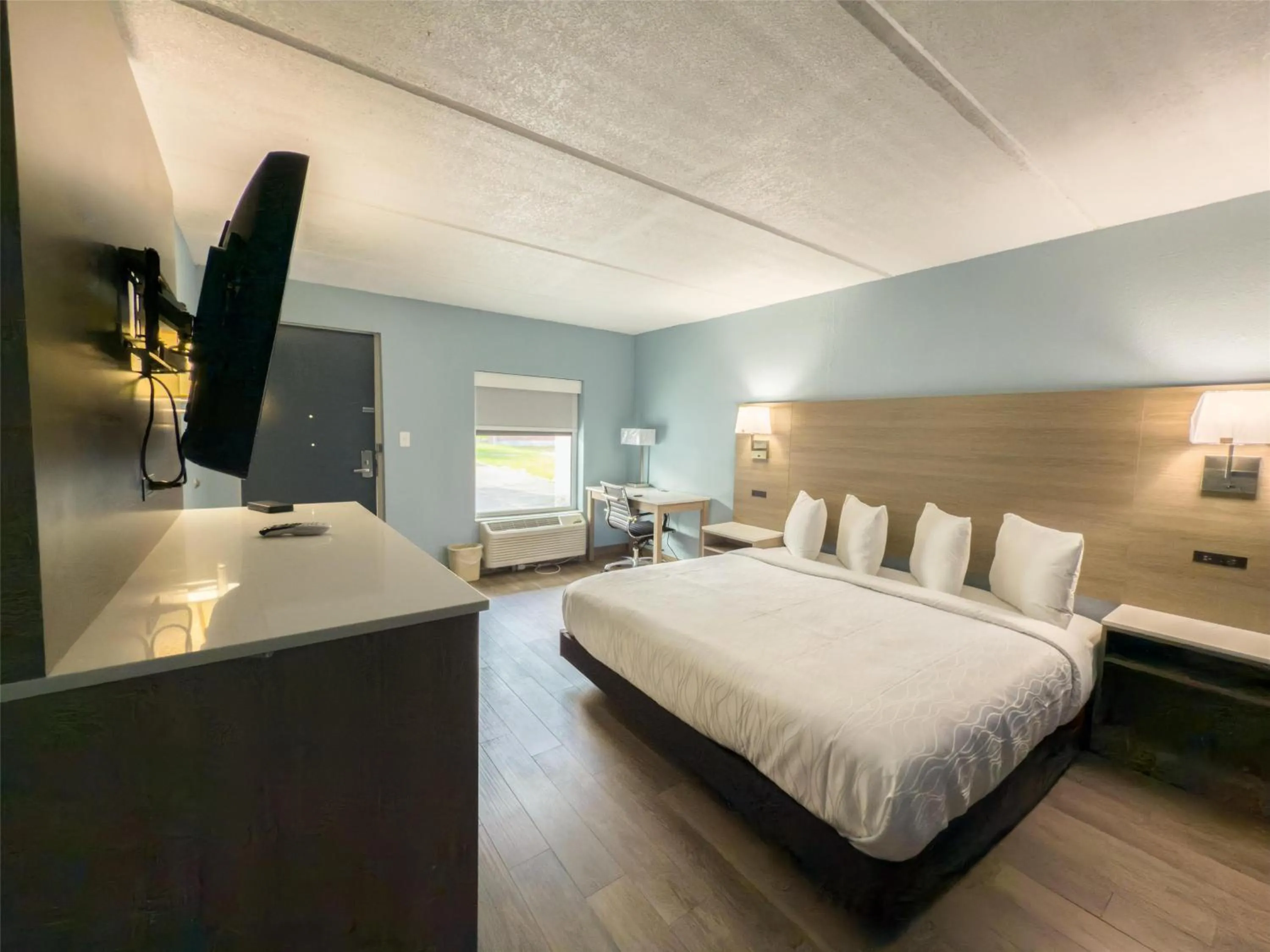 Bedroom, Bed in SureStay by Best Western Jacksonville Airport