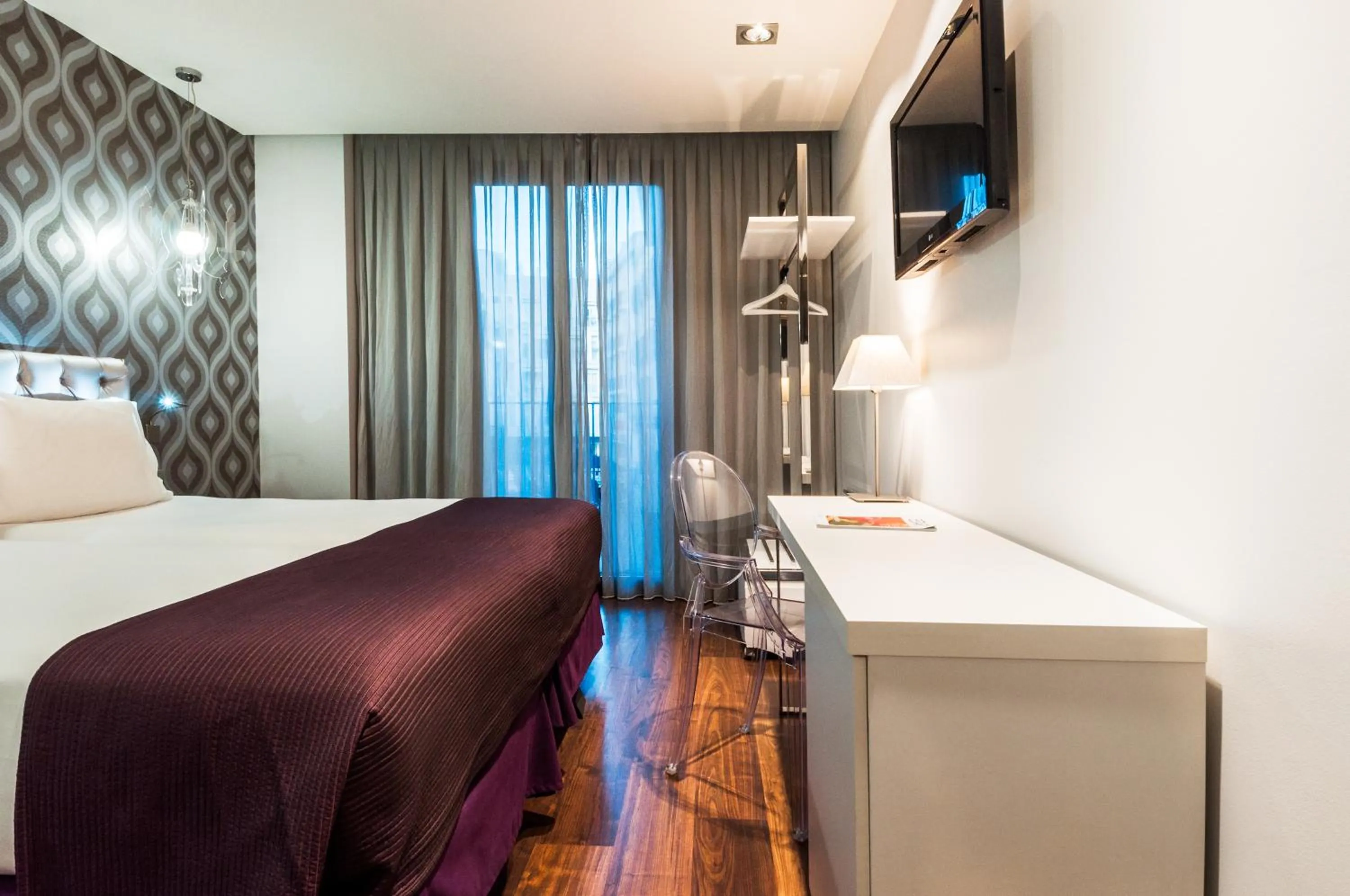 Bed in Ikonik Ramblas