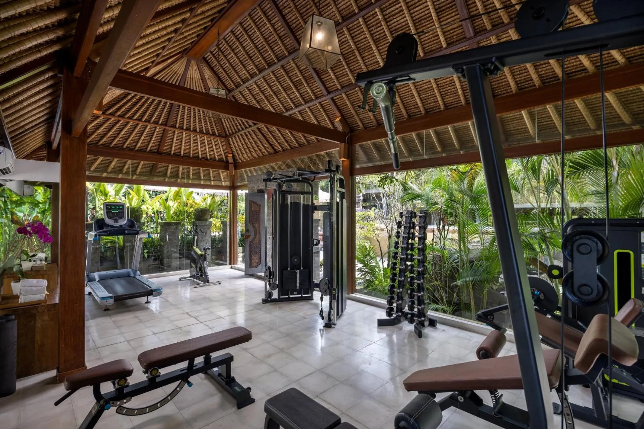 Fitness centre/facilities in The Sankara Suites and Villas
