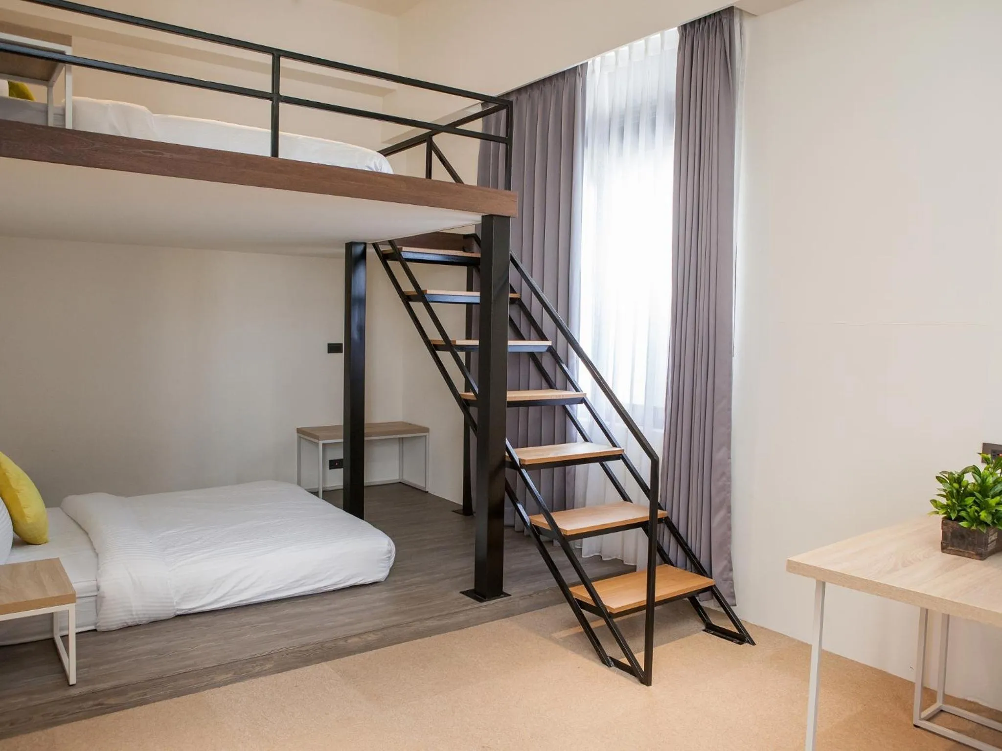 Bed in Rainbow Hotel