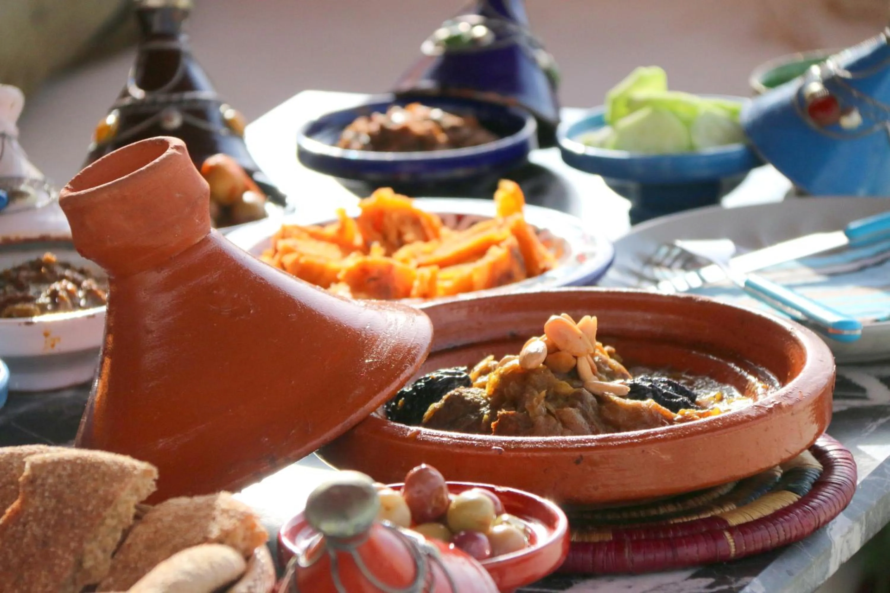 Restaurant/places to eat in Dar Zerhoune