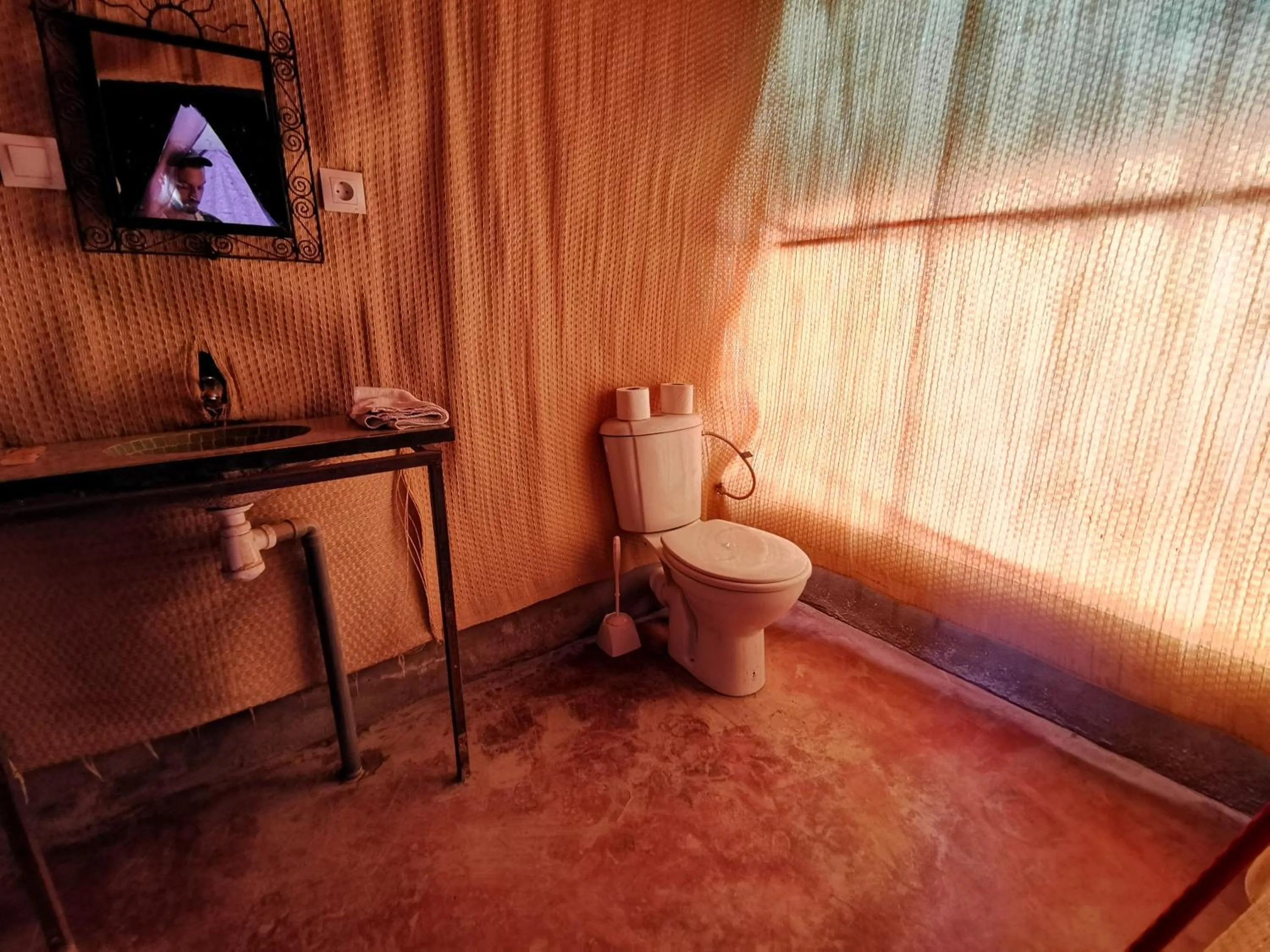 Toilet in Haven La Chance Desert Hotel