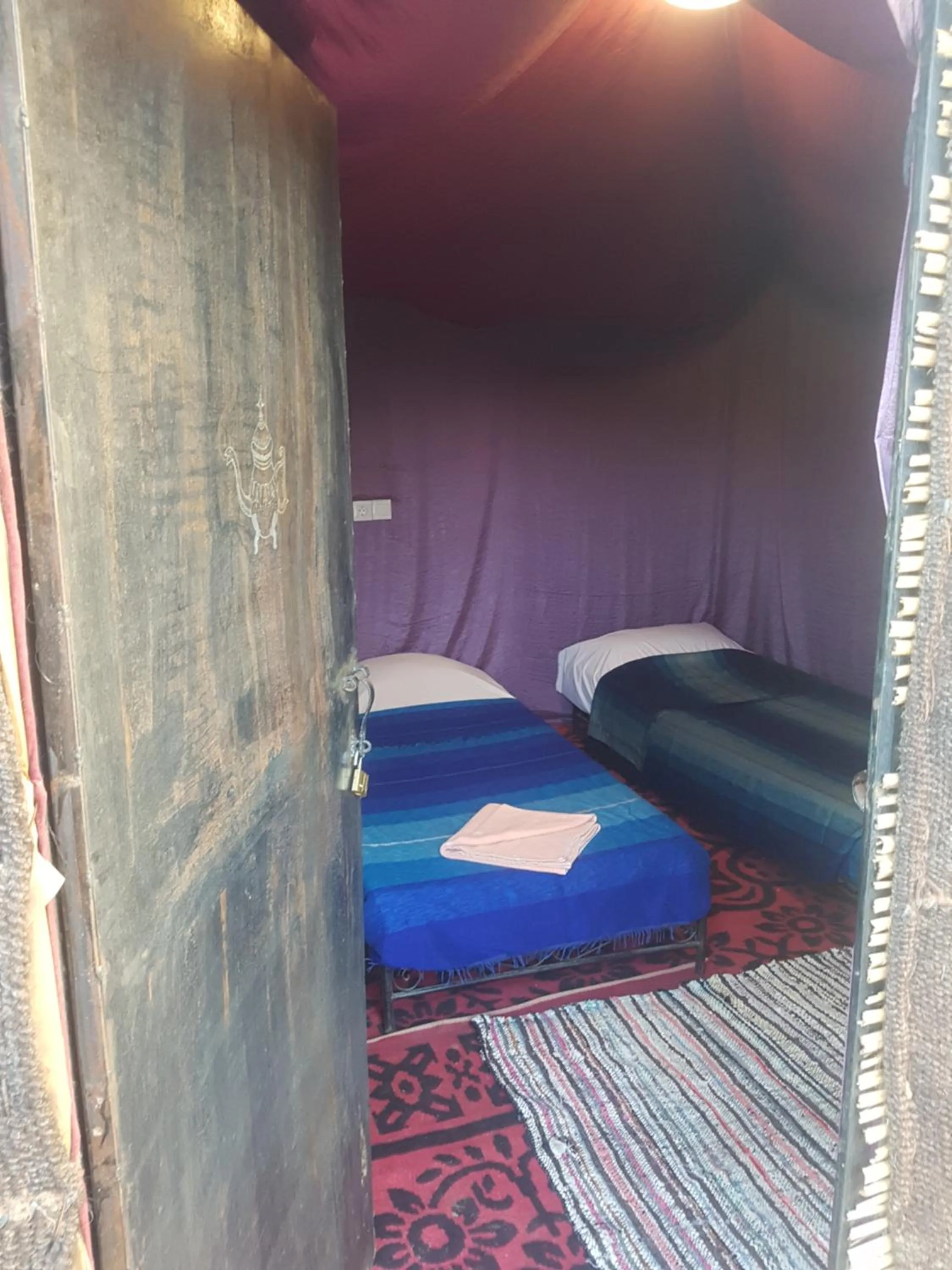 Bed in Haven La Chance Desert Hotel