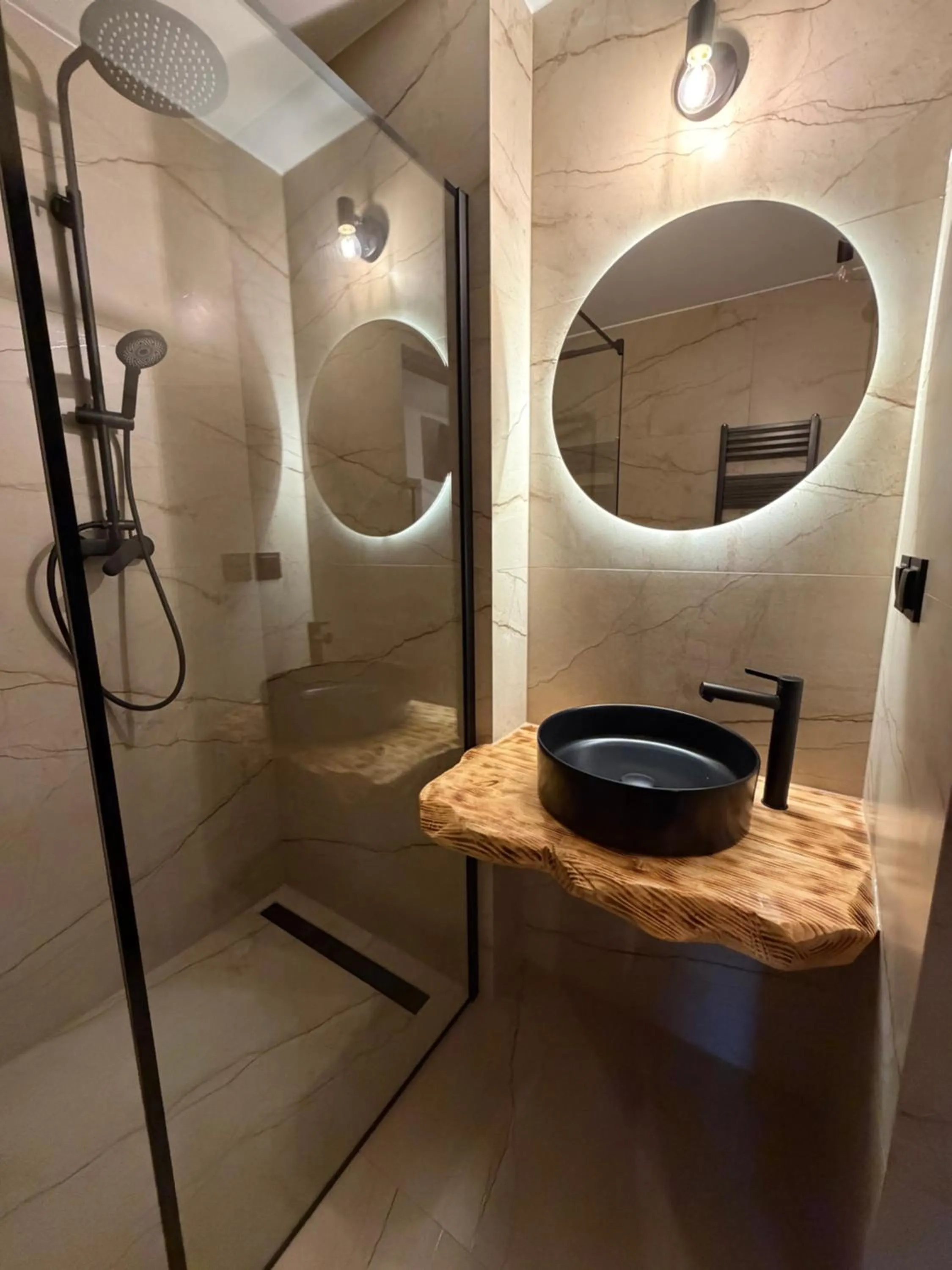 ZAJAZD BIAŁCZAŃSKI Dom Wypoczynkowy Restauracja