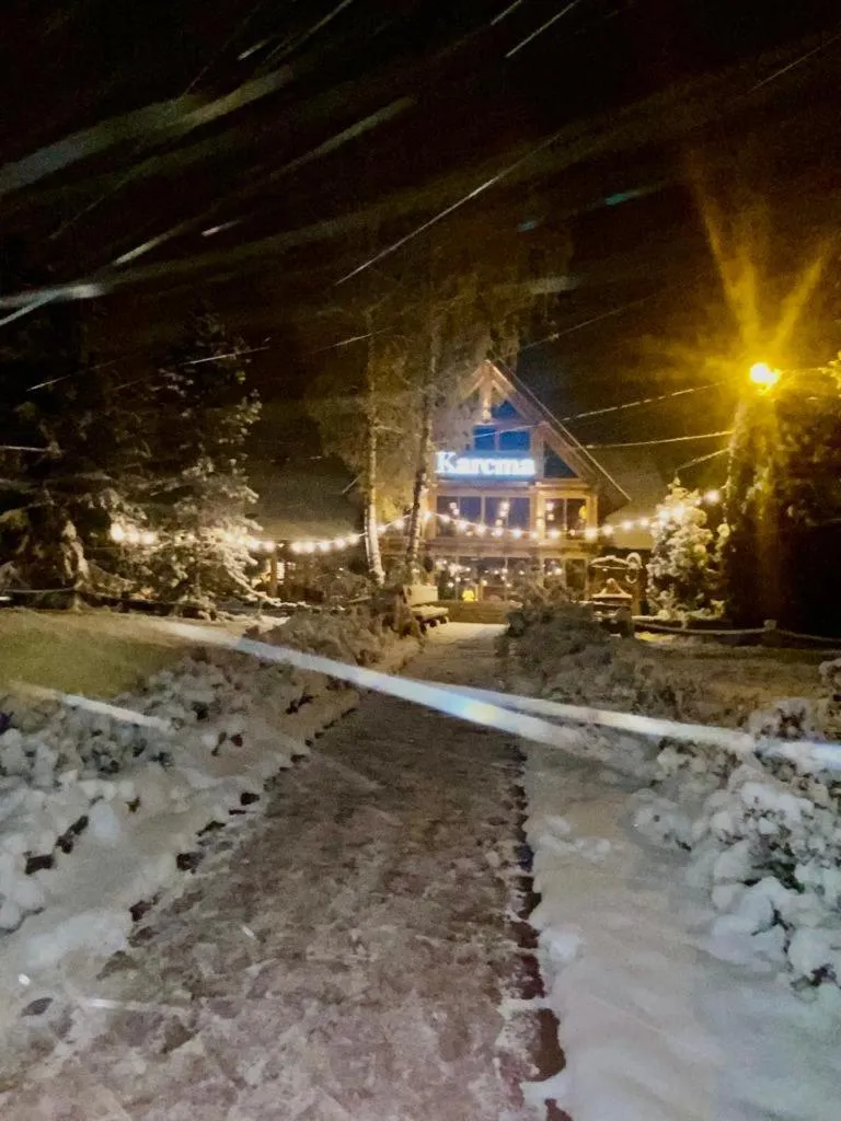 ZAJAZD BIAŁCZAŃSKI Dom Wypoczynkowy Restauracja