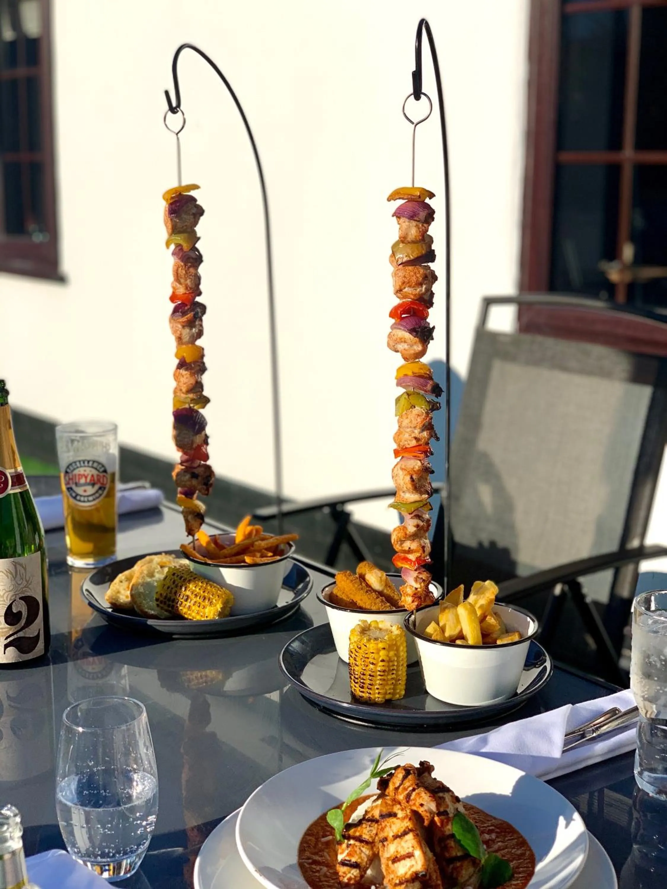 Restaurant/places to eat in The Boars Head Hotel