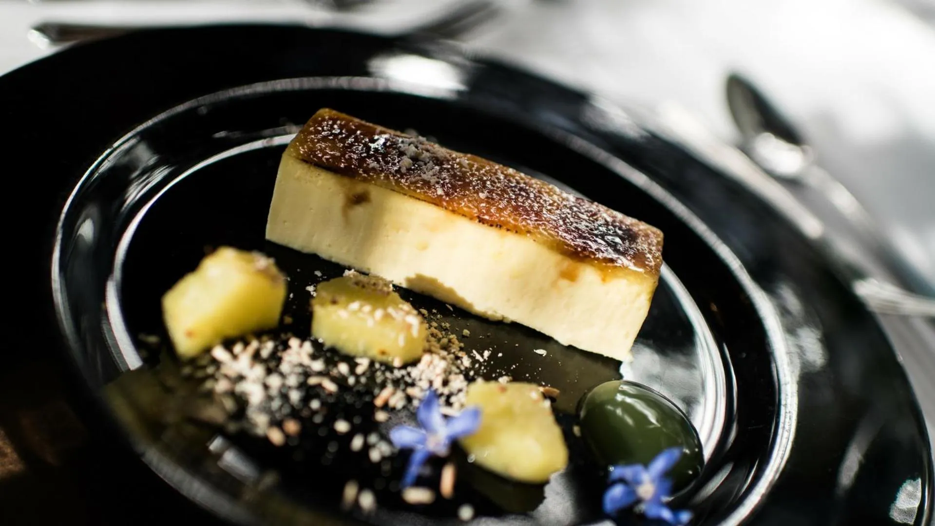 Lunch in The Boars Head Hotel