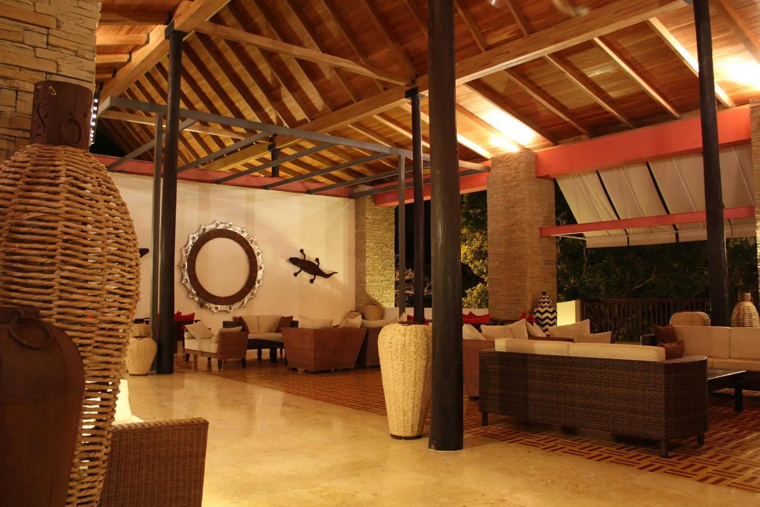 Communal lounge/ TV room in Decameron Barú - All Inclusive