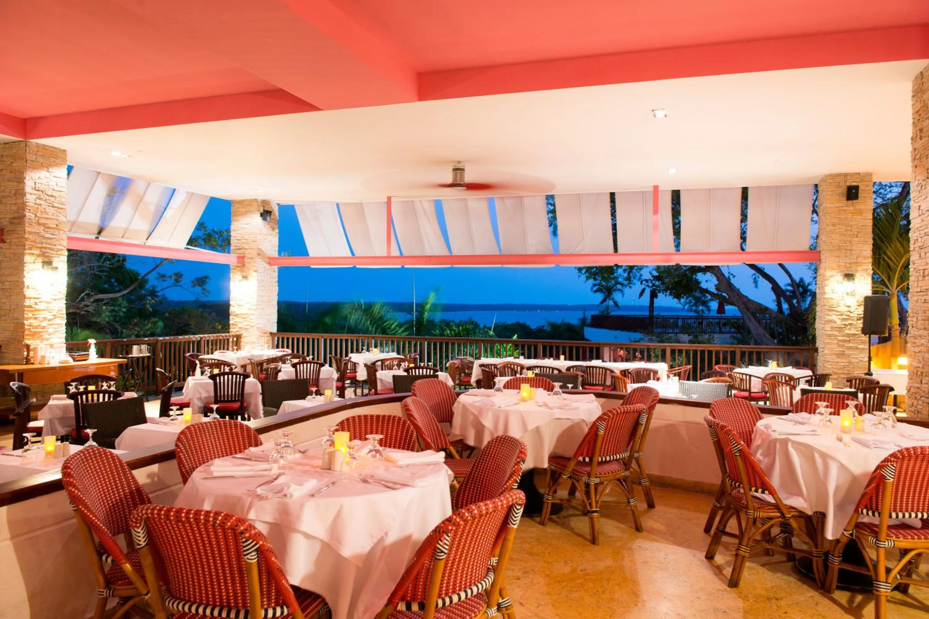 Restaurant/places to eat in Decameron Barú - All Inclusive