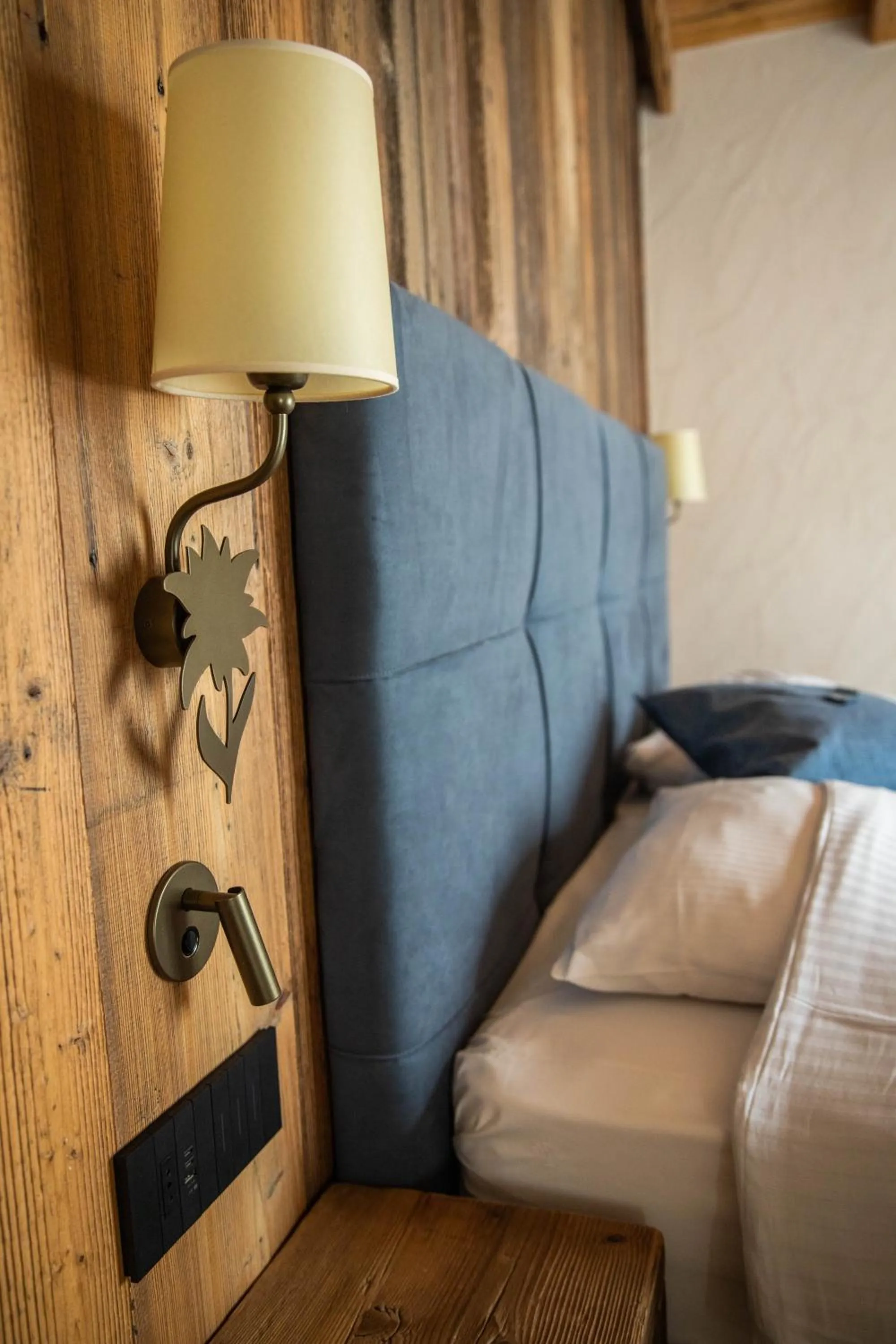 Bedroom, Bed in Hotel La Montanina