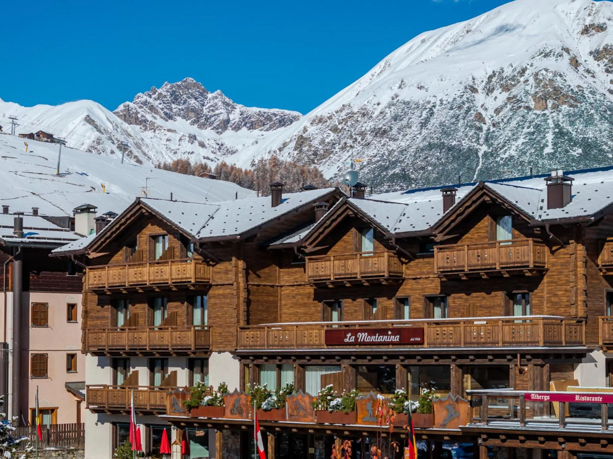 Property building in Hotel La Montanina