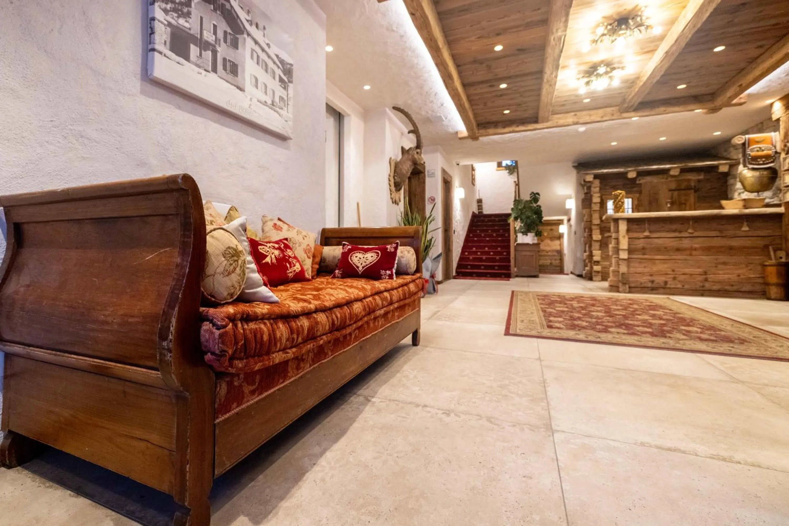 Lobby or reception in Hotel La Montanina