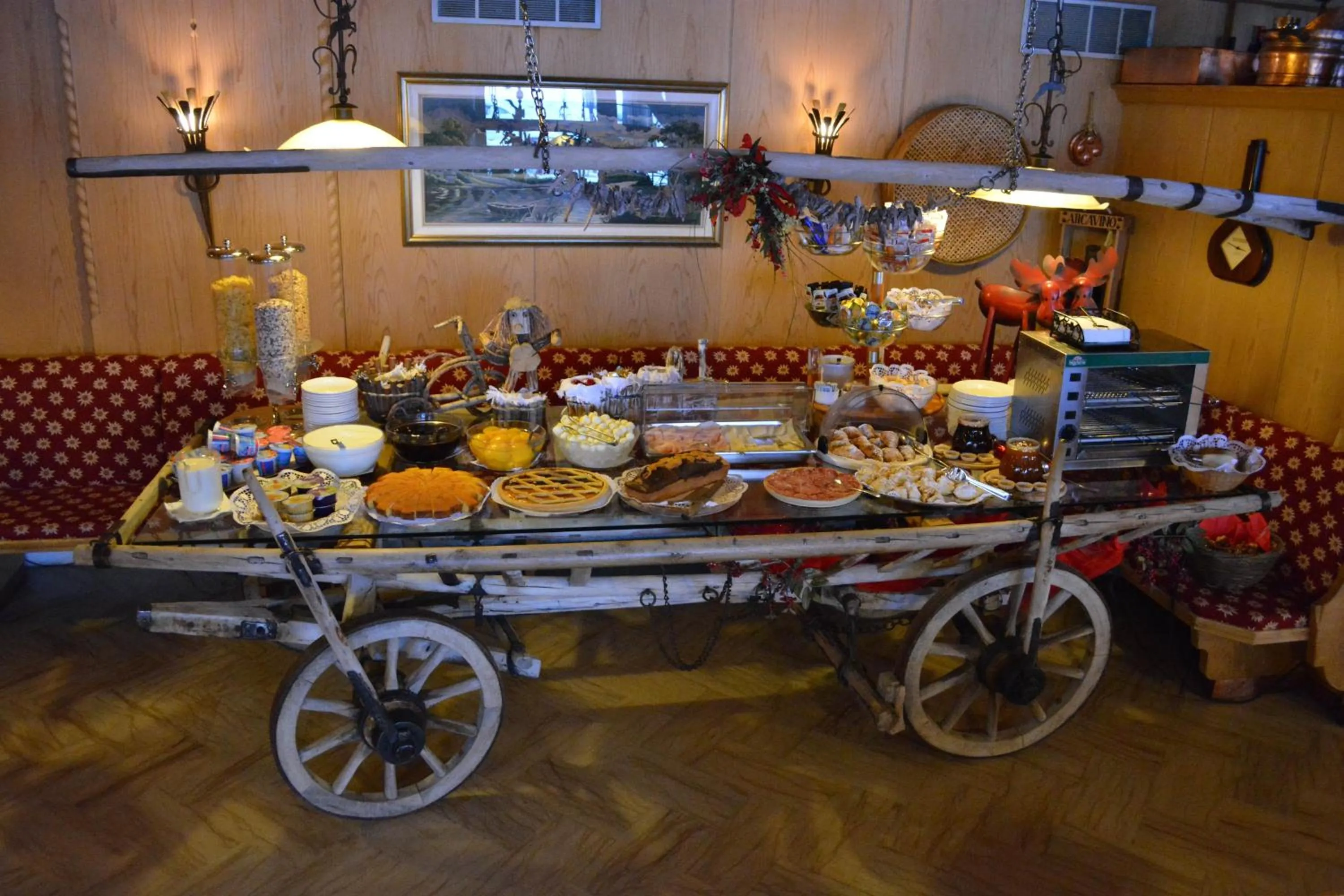 Restaurant/places to eat in Hotel La Montanina