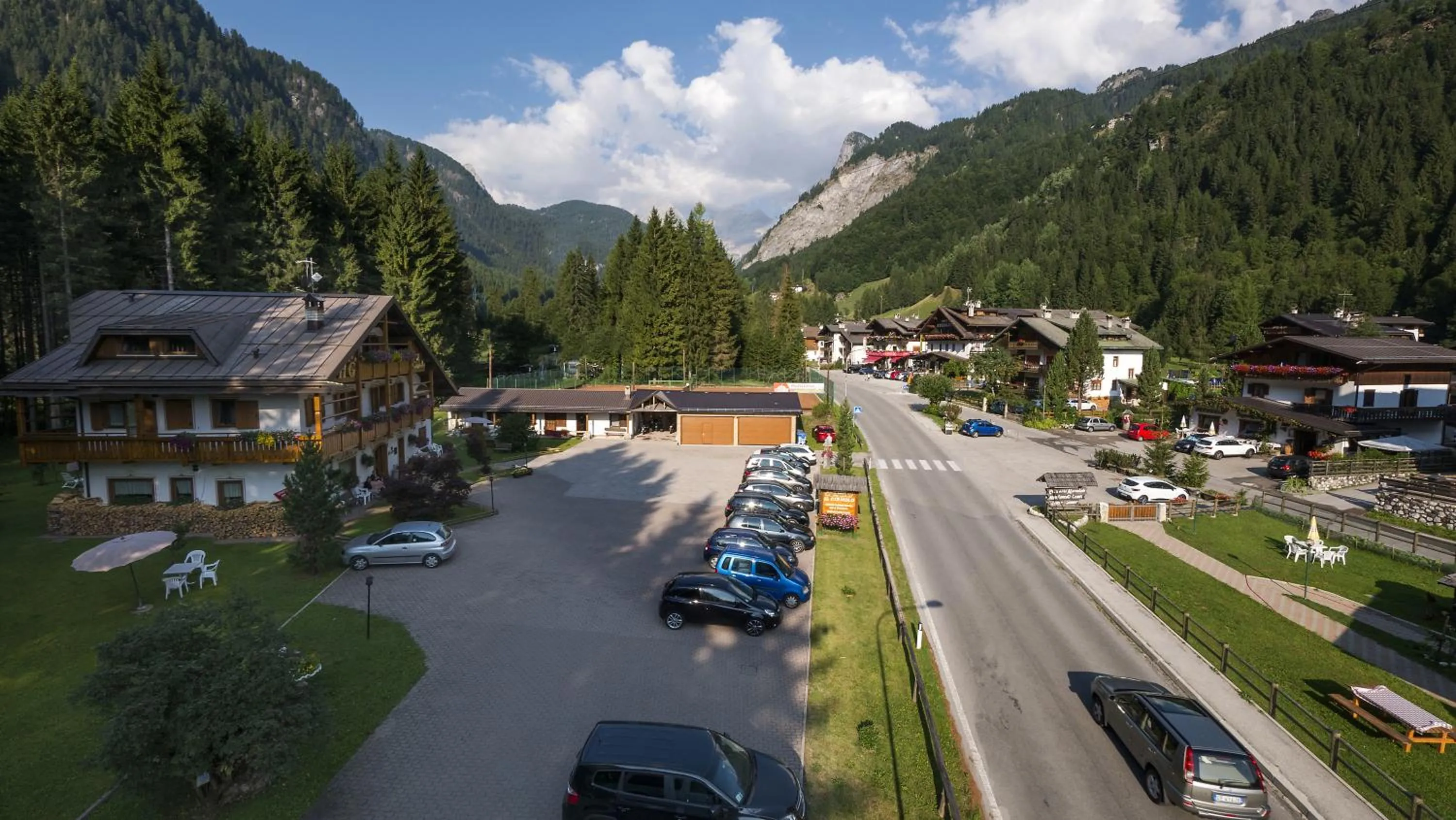 Day in Hotel Garnì Il Cirmolo