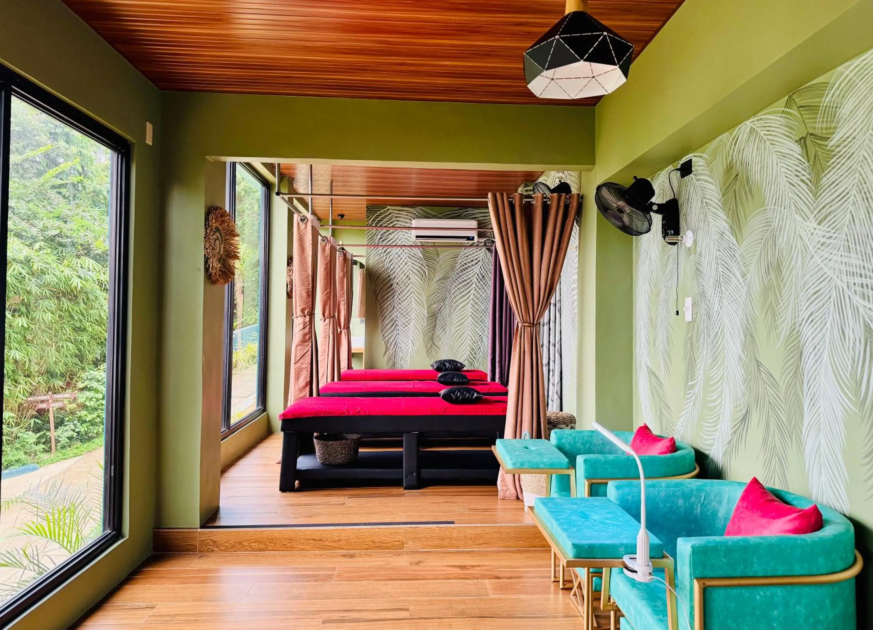 Spa and wellness centre/facilities, Bed in Karuna El Nido Villas