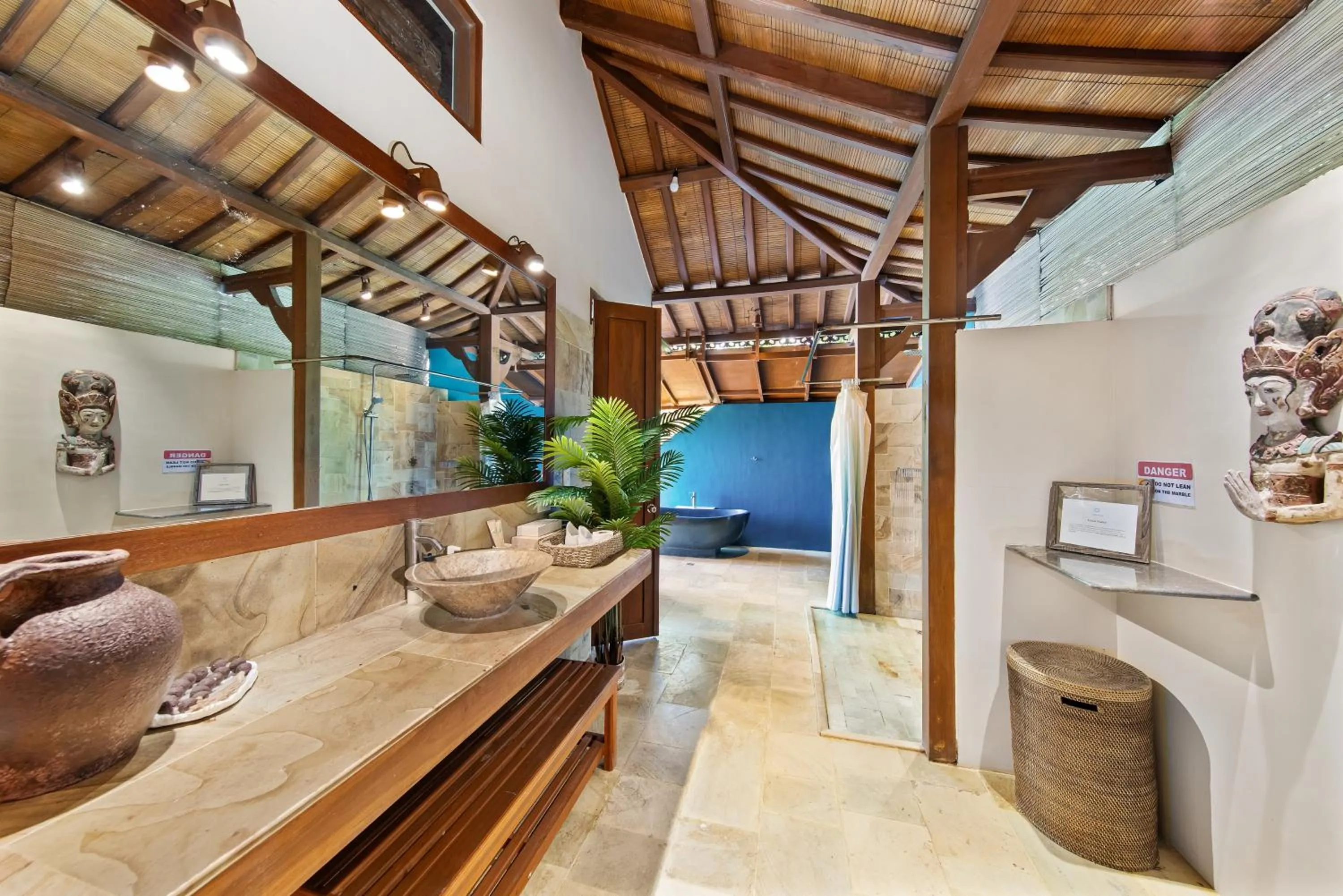 Bathroom in Karuna El Nido Villas