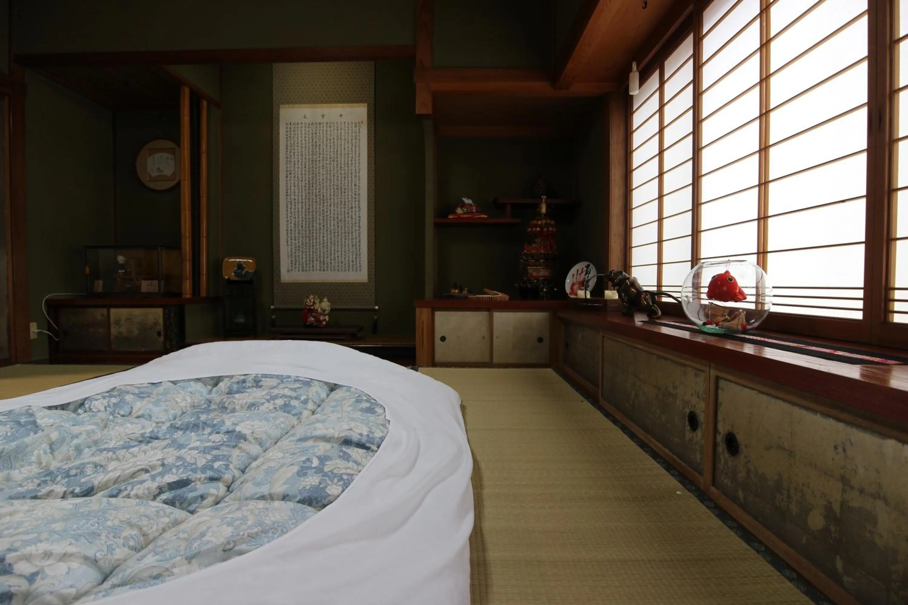 Bed in Maidohaya Fukutatei