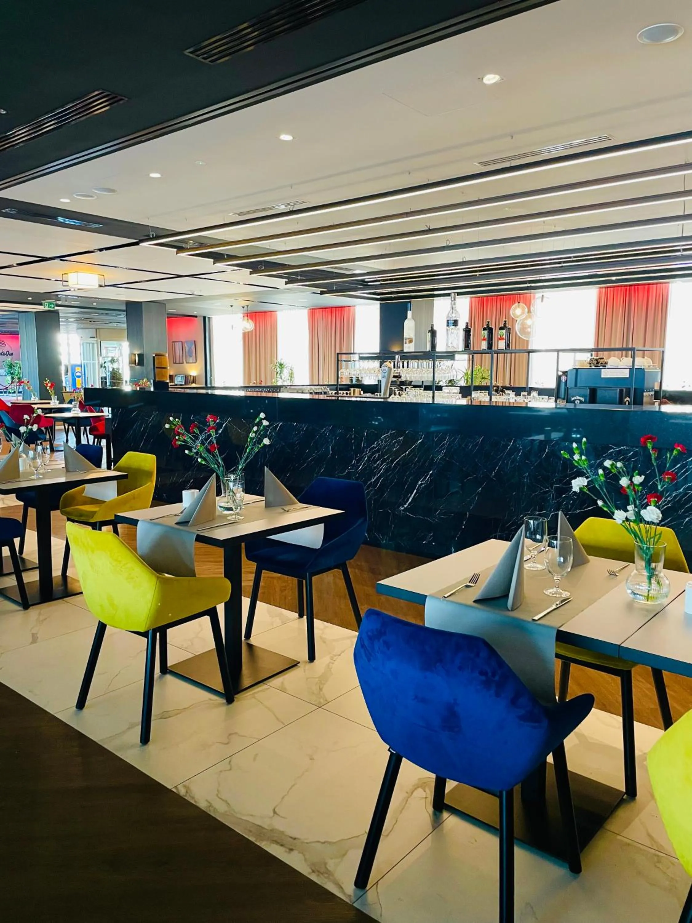 Restaurant/places to eat in Arche Hotel Krakowska