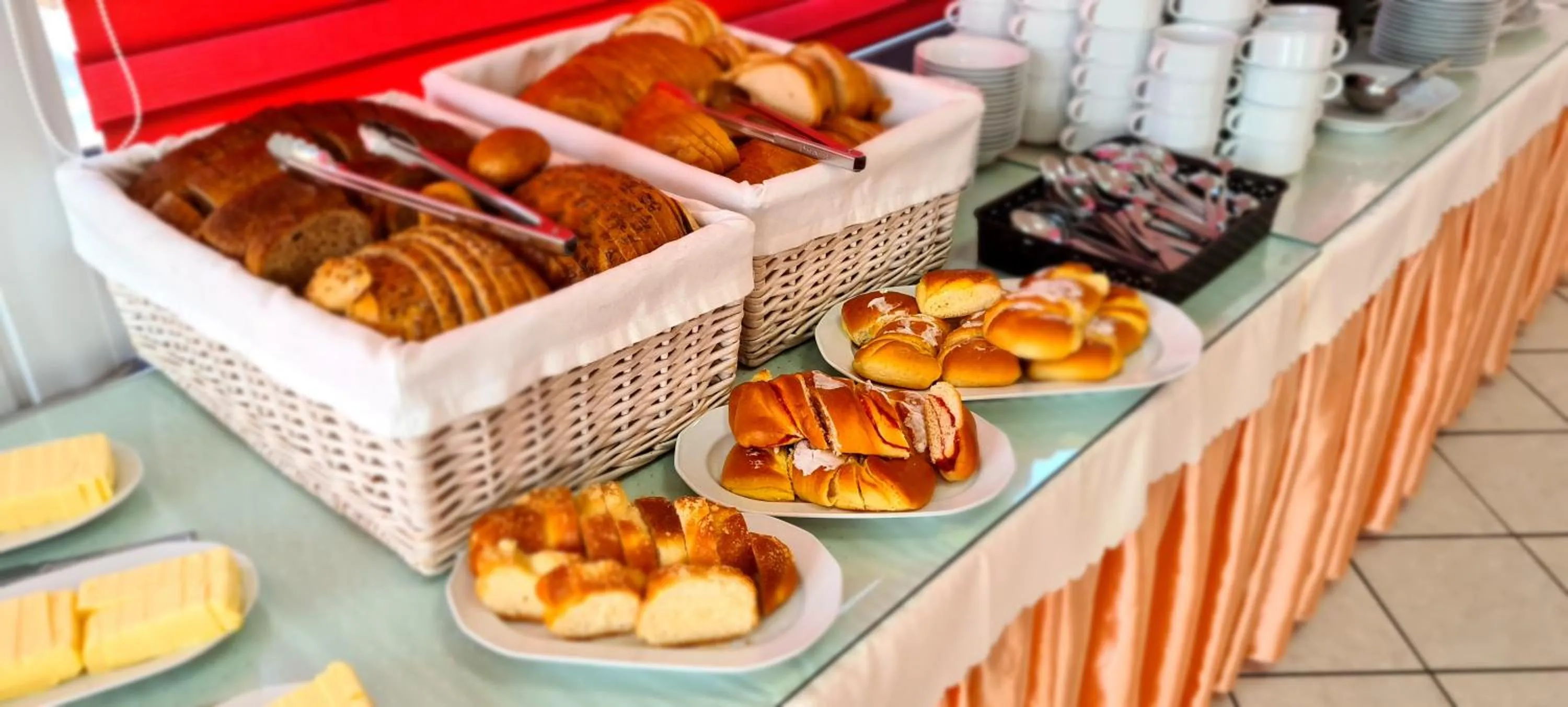 Restaurant/places to eat in OW Gwarek