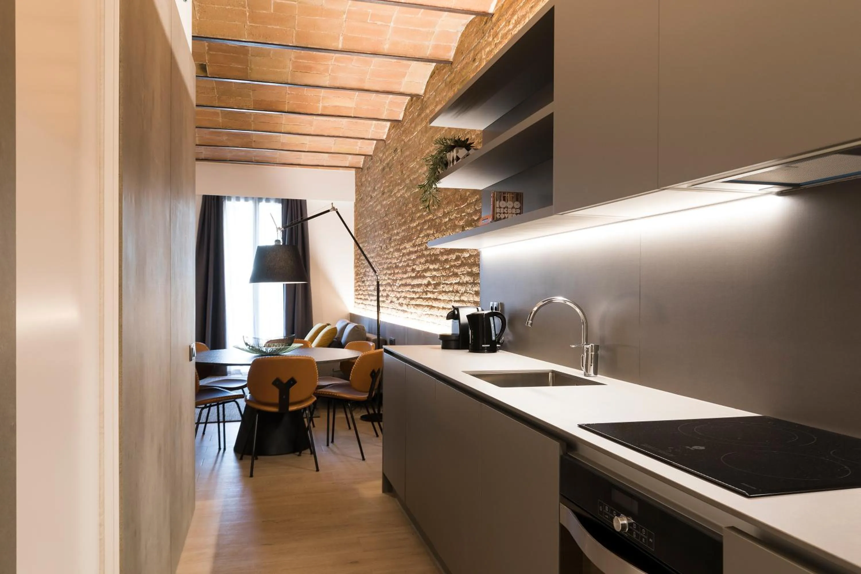 Toilet in Aspasios Sagrada Familia Apartments