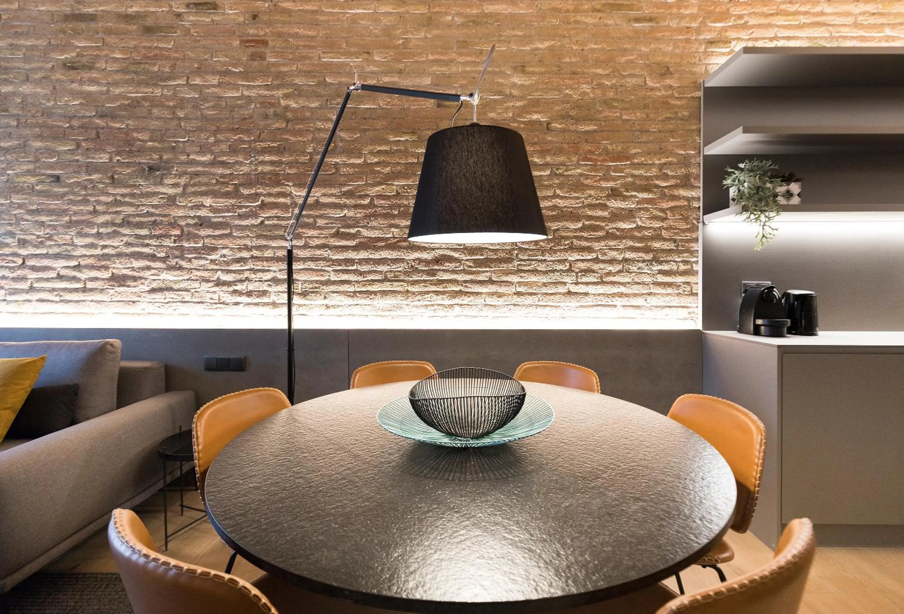 Kitchen or kitchenette in Aspasios Sagrada Familia Apartments