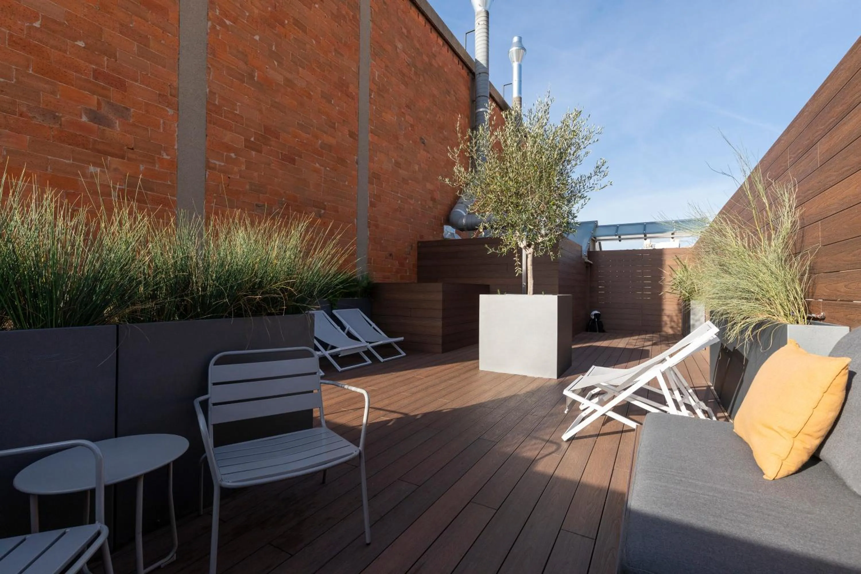 Property building in Aspasios Sagrada Familia Apartments