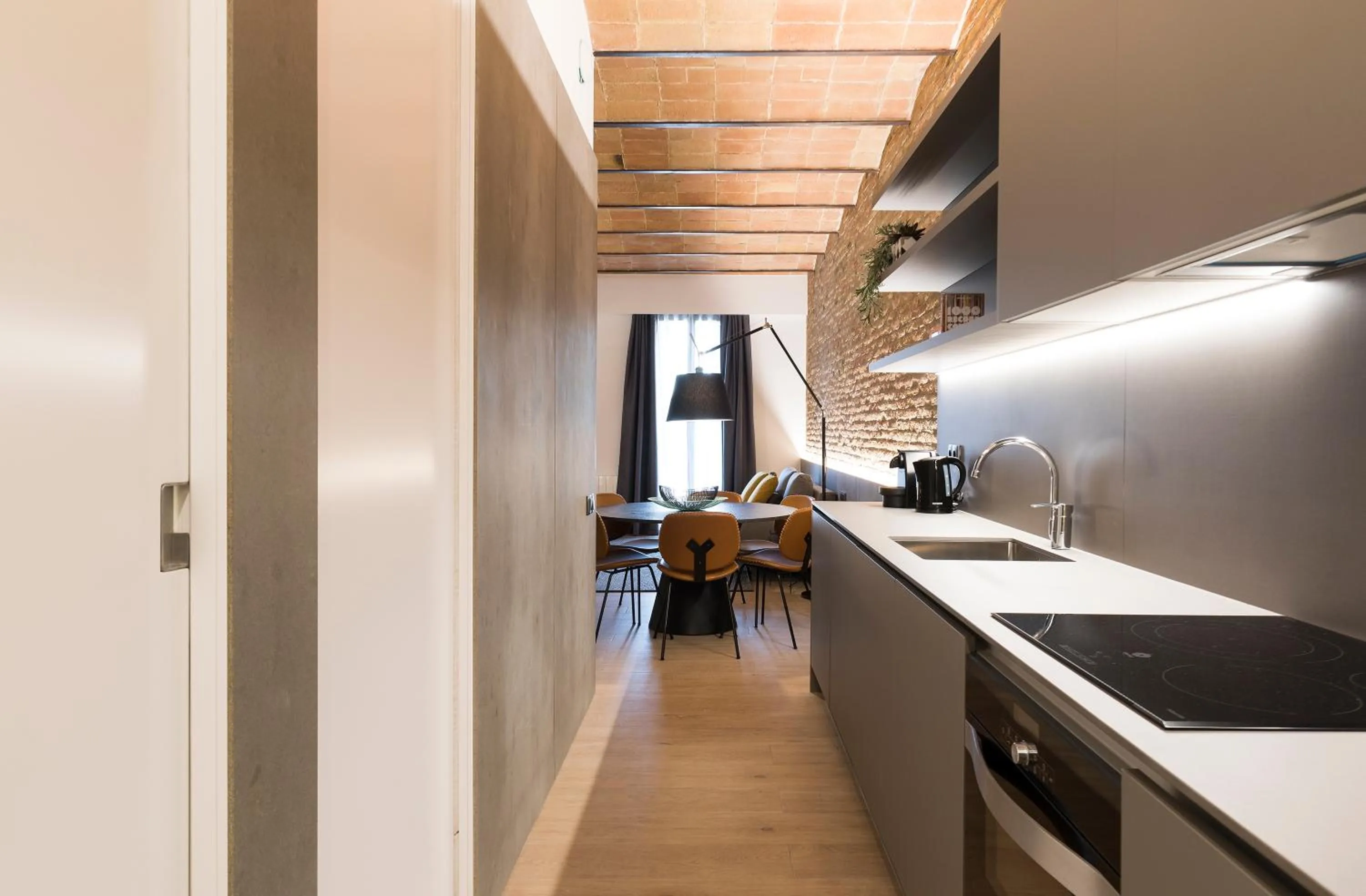 Toilet in Aspasios Sagrada Familia Apartments