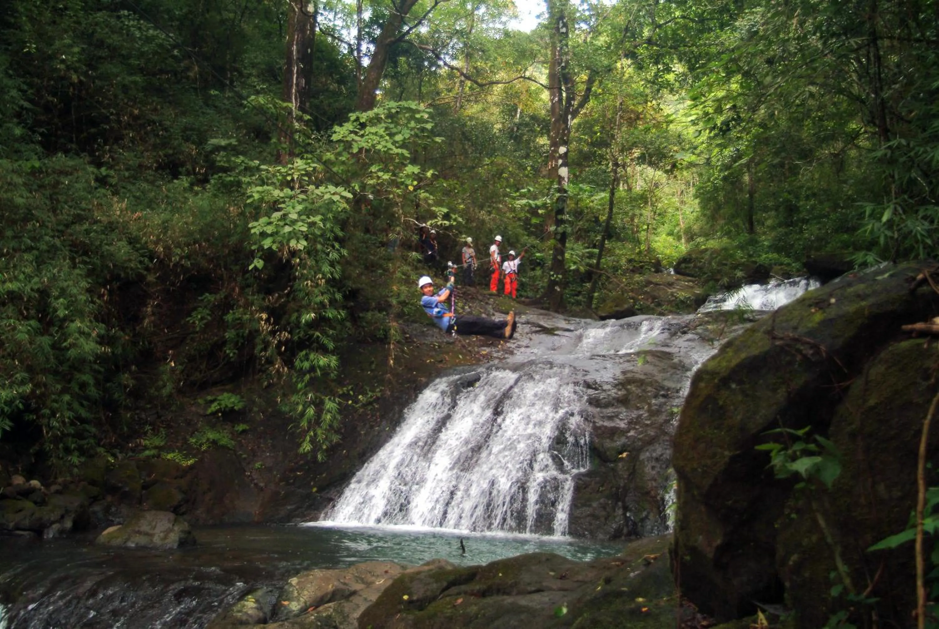 Restaurant/places to eat in Adventure Park & Hotel Vista Golfo