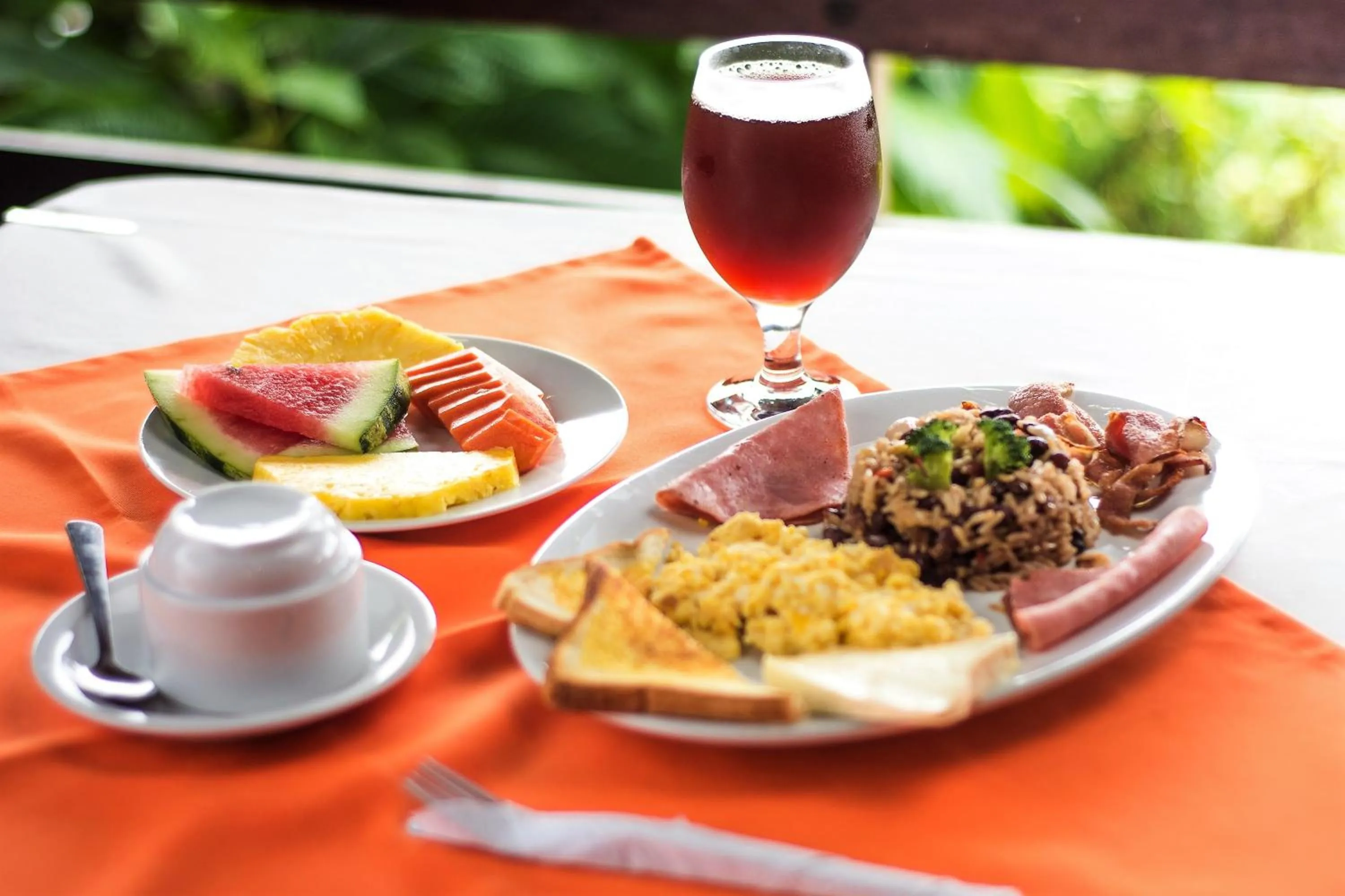 Food and drinks in Adventure Park & Hotel Vista Golfo