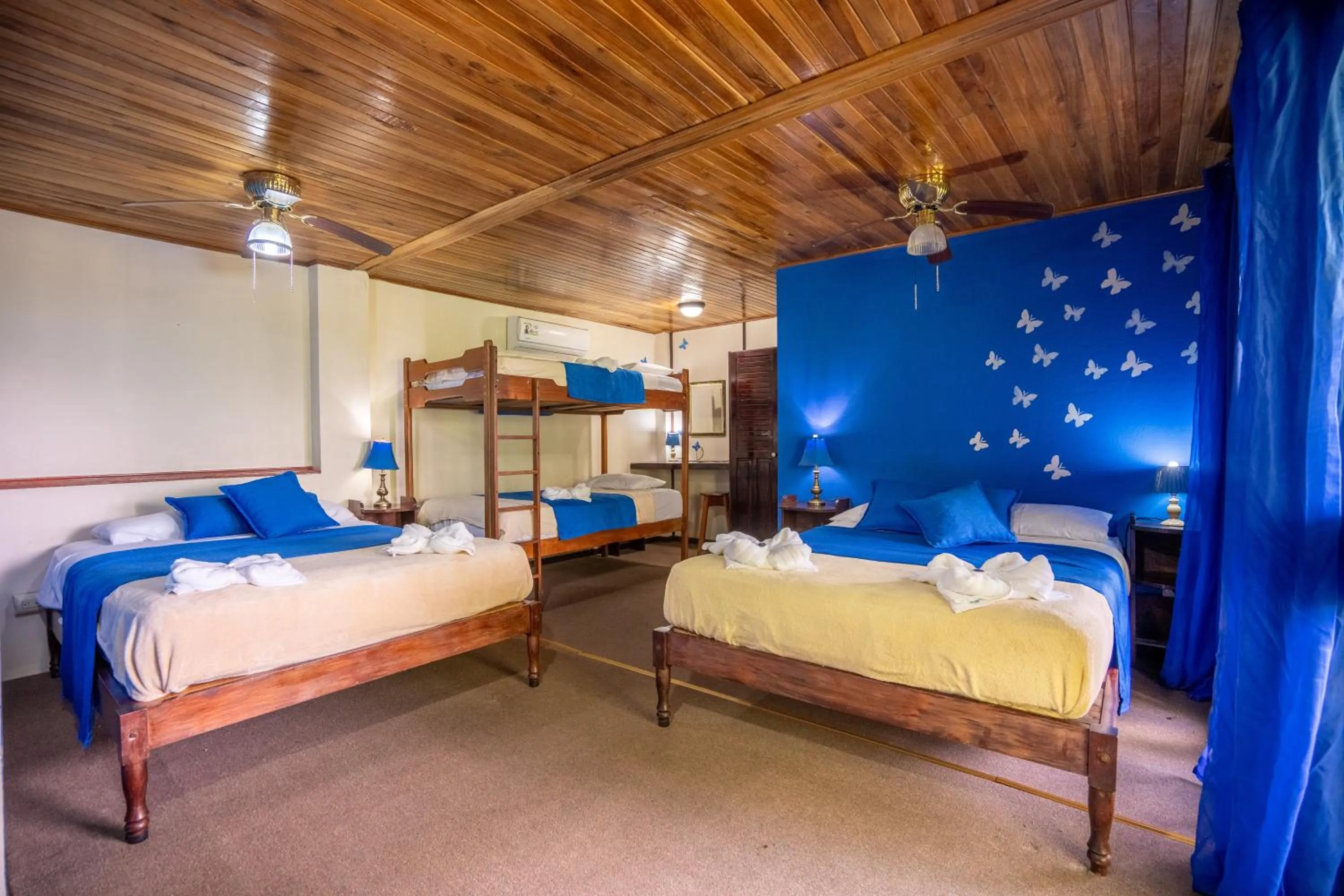 Bedroom, Bed in Adventure Park & Hotel Vista Golfo