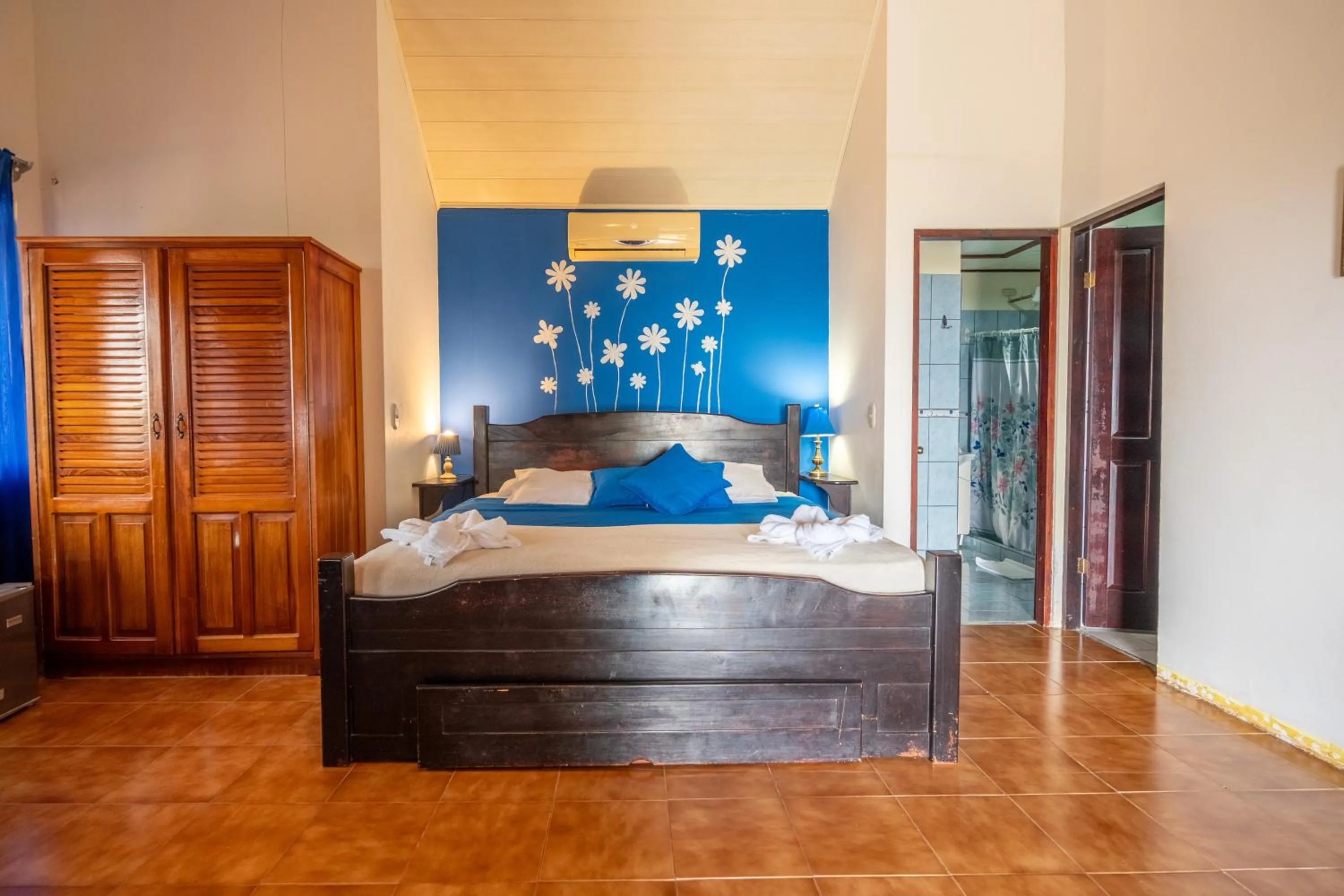 Bedroom, Bed in Adventure Park & Hotel Vista Golfo