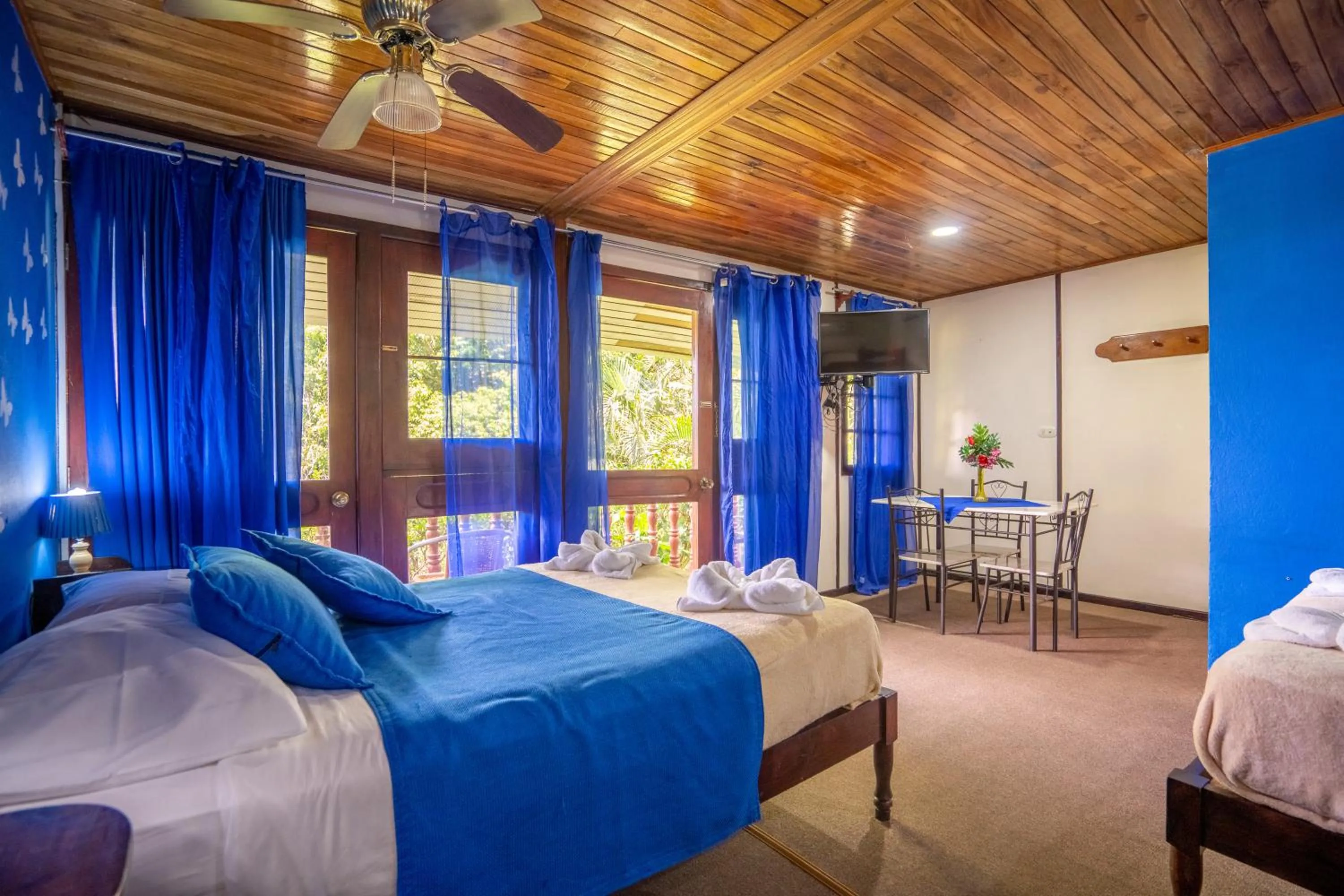 Bedroom, Bed in Adventure Park & Hotel Vista Golfo
