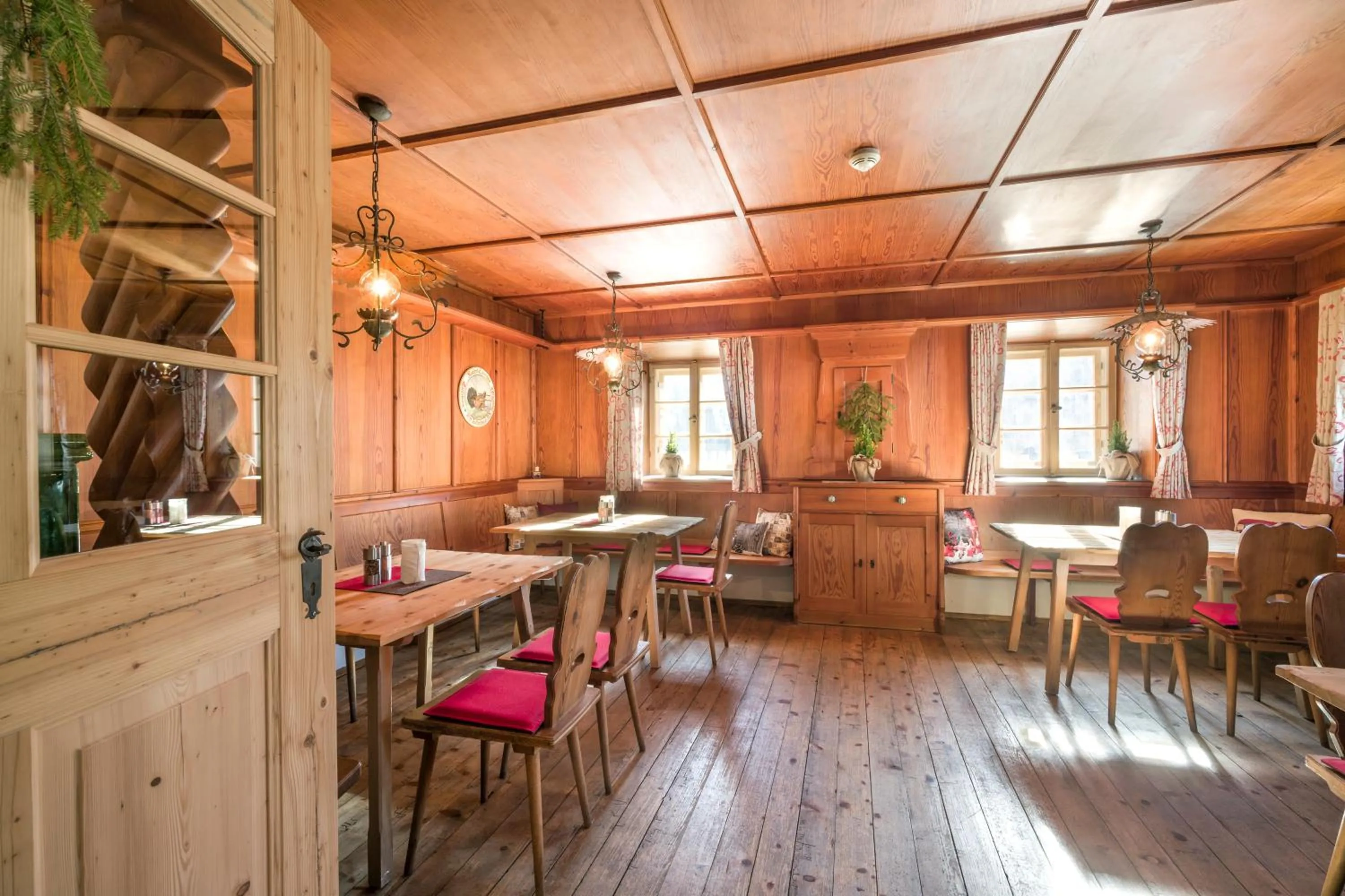 Restaurant/places to eat in Berg'k'hof Kaisertal - Alpine Hideaway