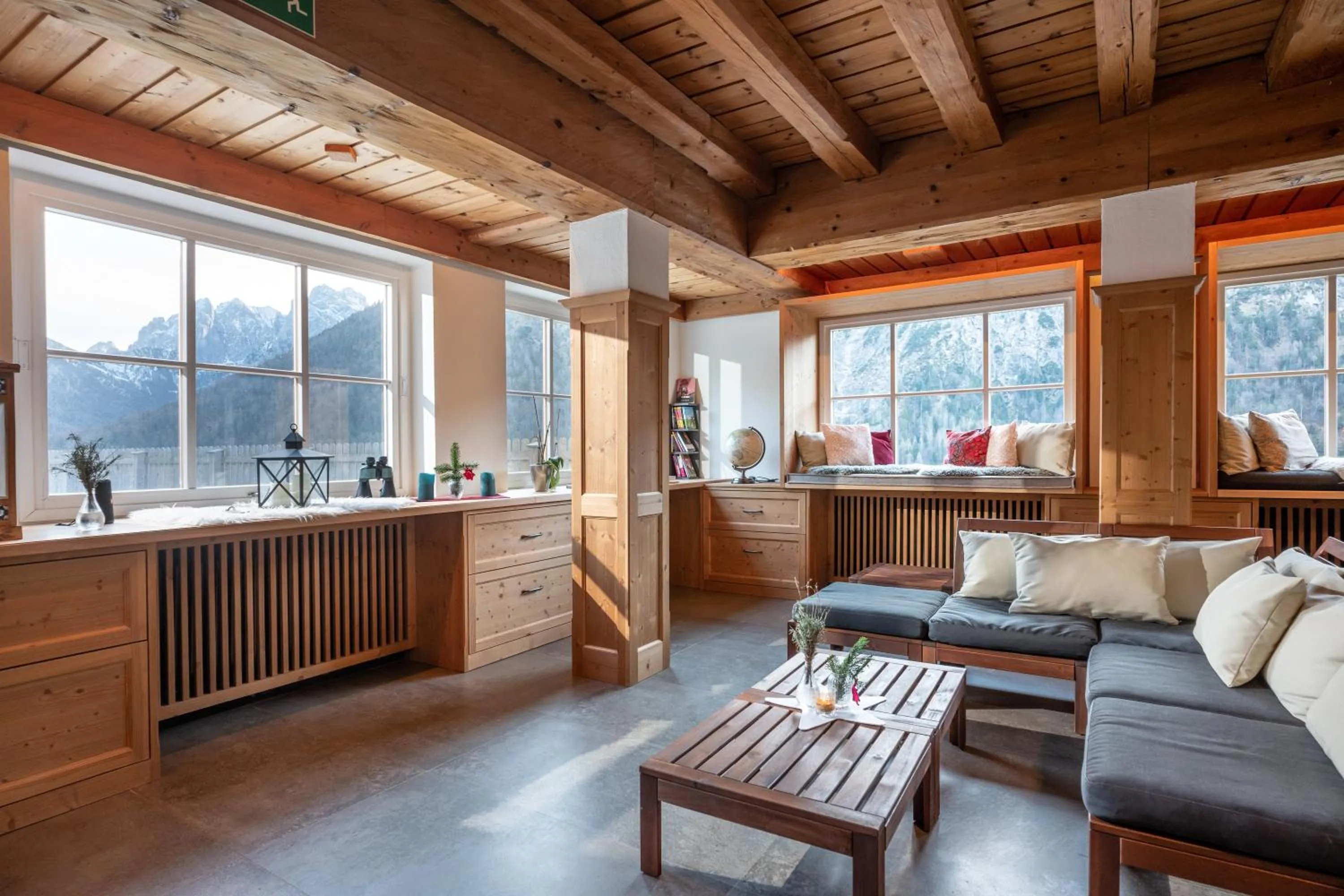 Mountain view in Berg'k'hof Kaisertal - Alpine Hideaway