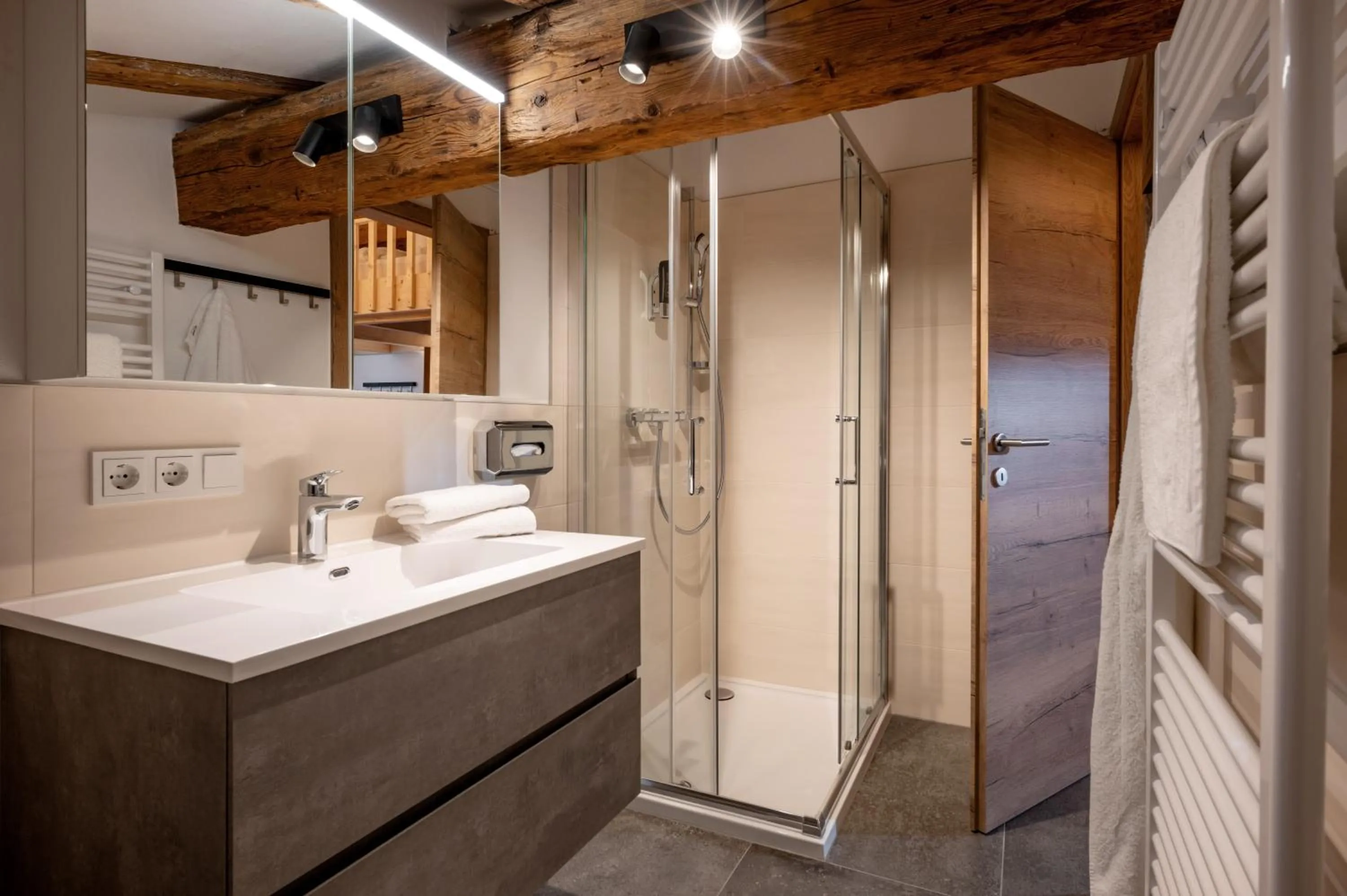 Bathroom in Berg'k'hof Kaisertal - Alpine Hideaway