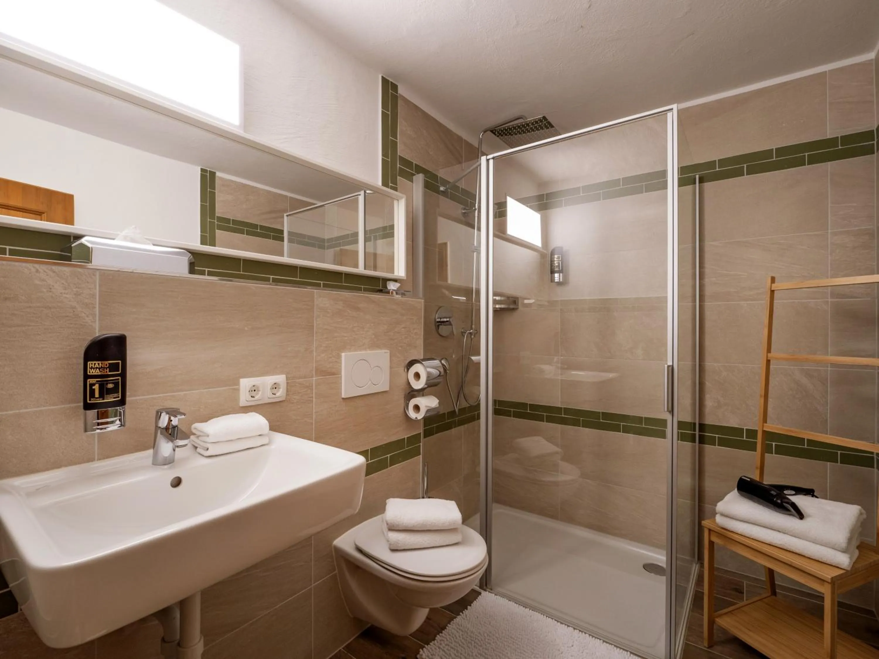 Bathroom in Berg'k'hof Kaisertal - Alpine Hideaway