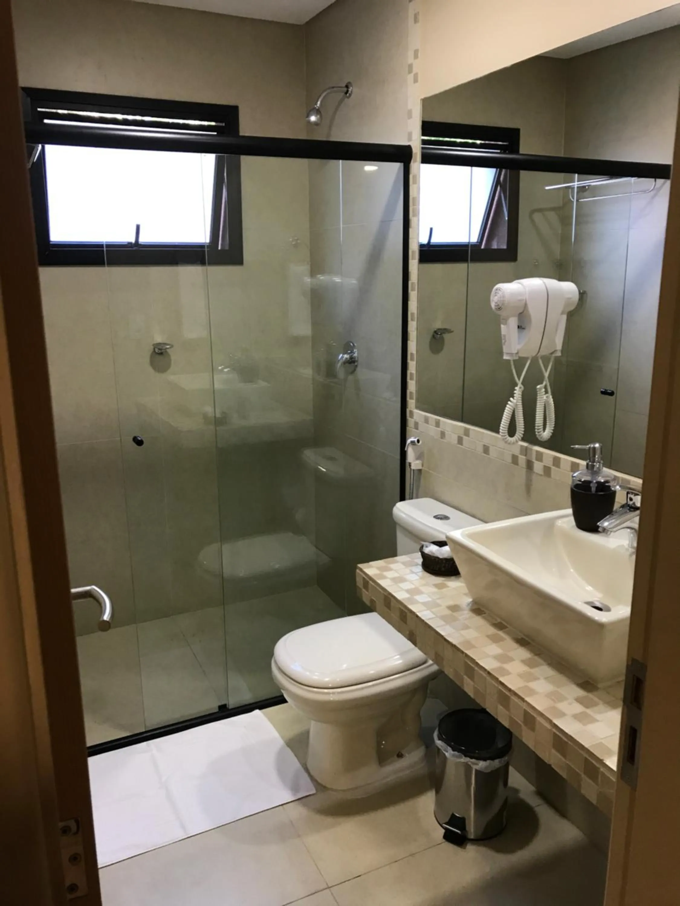 Shower in Amoreiras Hotel Pousada