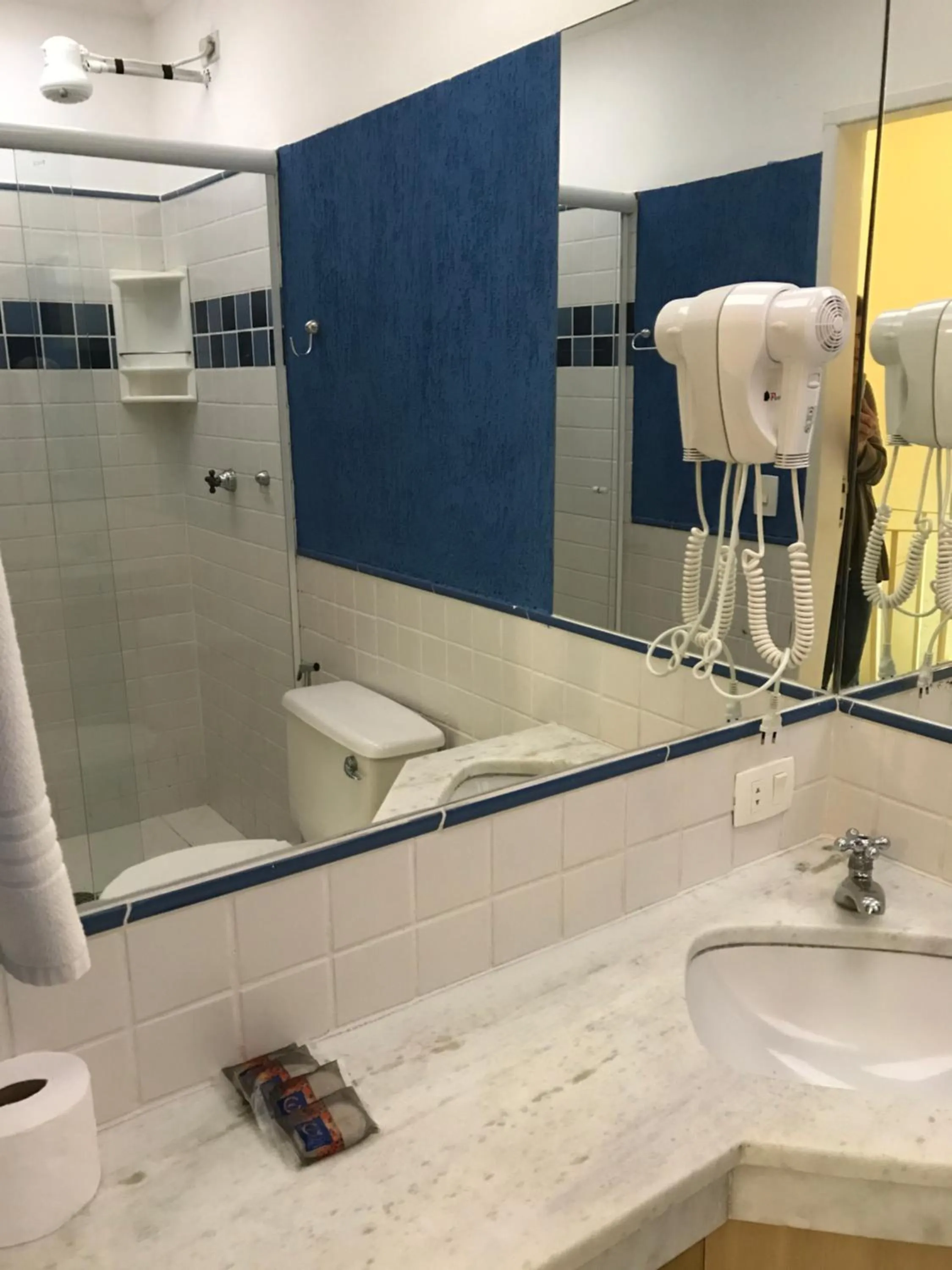 Shower in Amoreiras Hotel Pousada