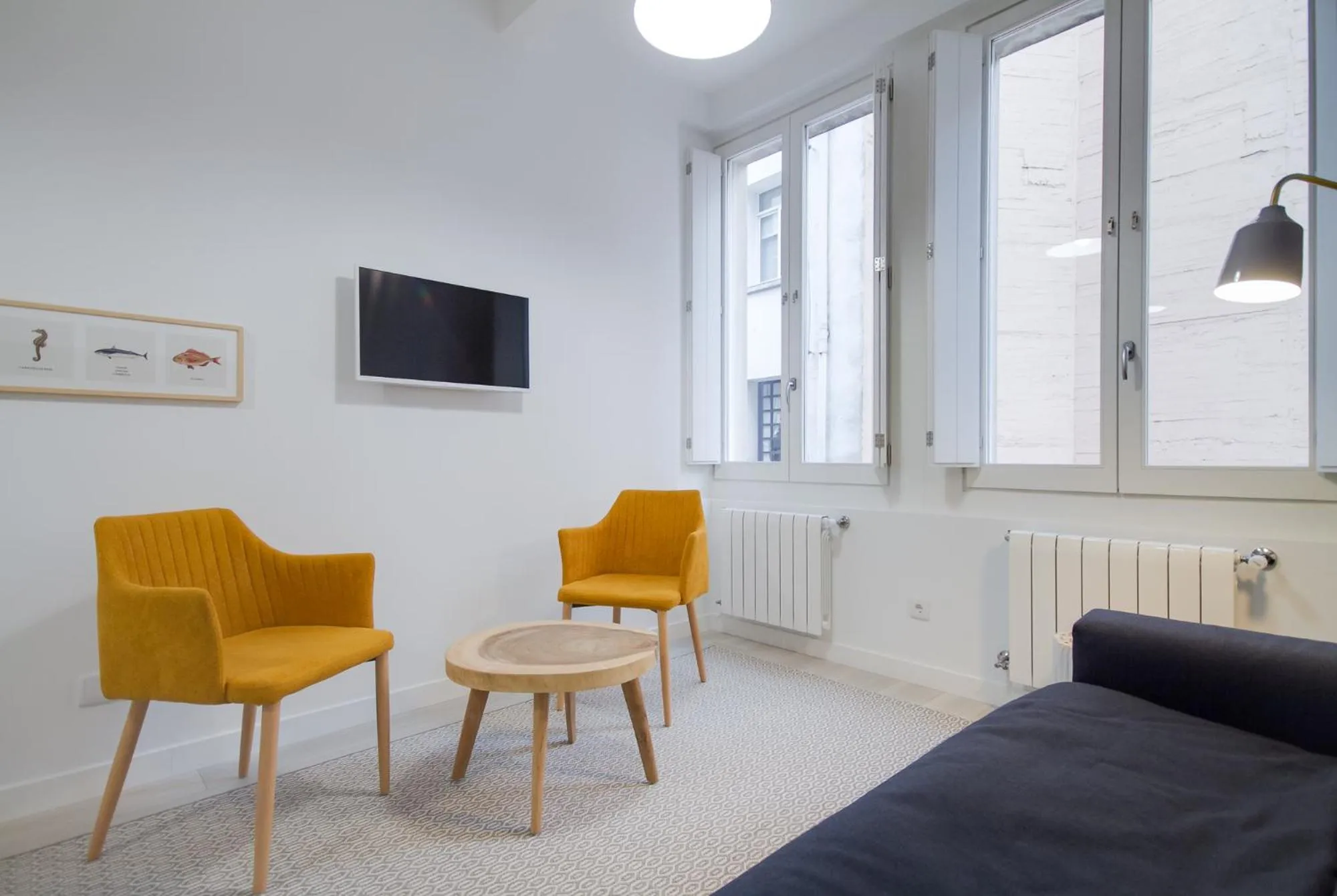 Living room, Seating Area in El Faro de Pepa by Como en Casa