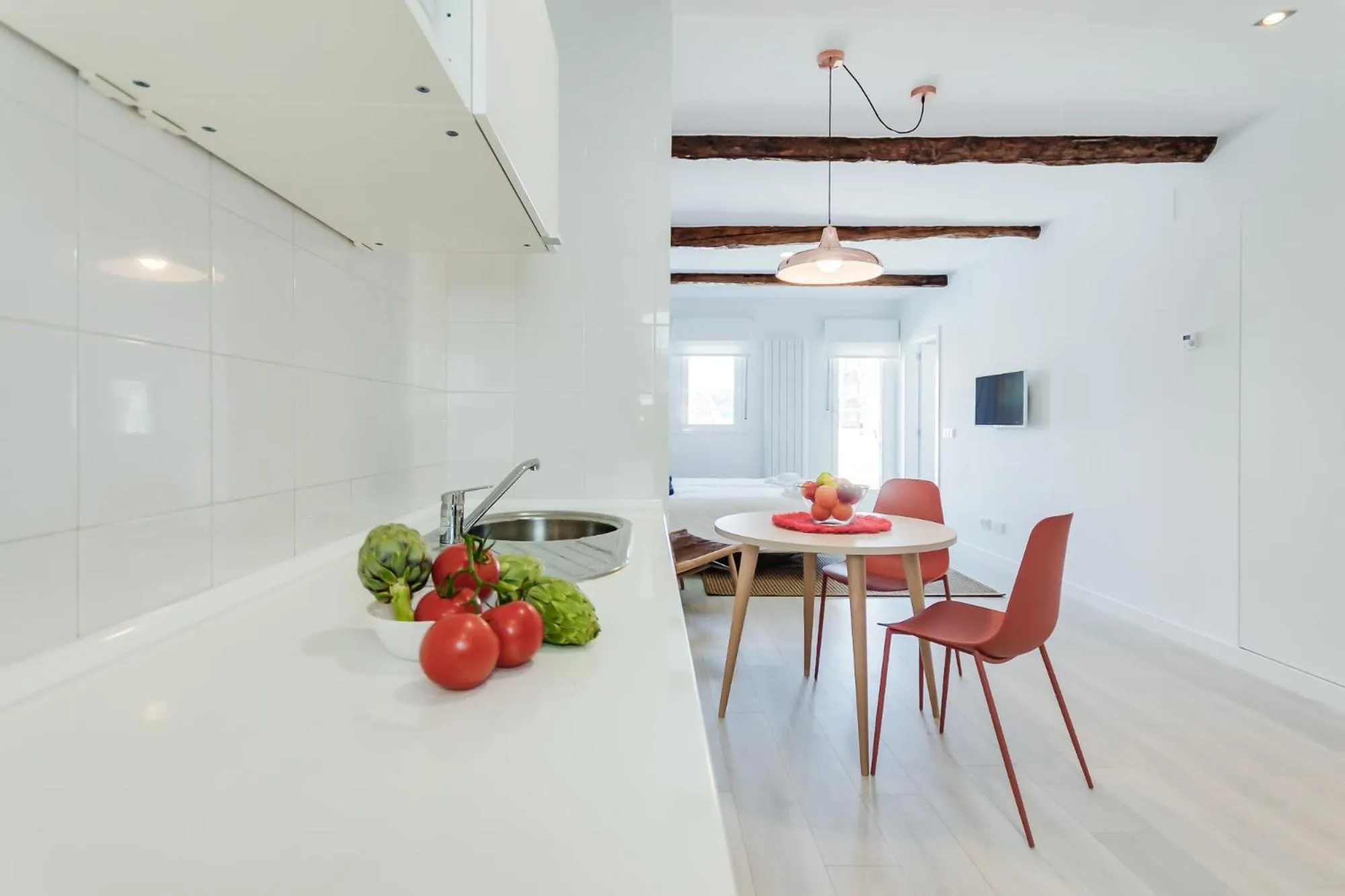 Kitchen or kitchenette, Dining Area in El Faro de Pepa by Como en Casa