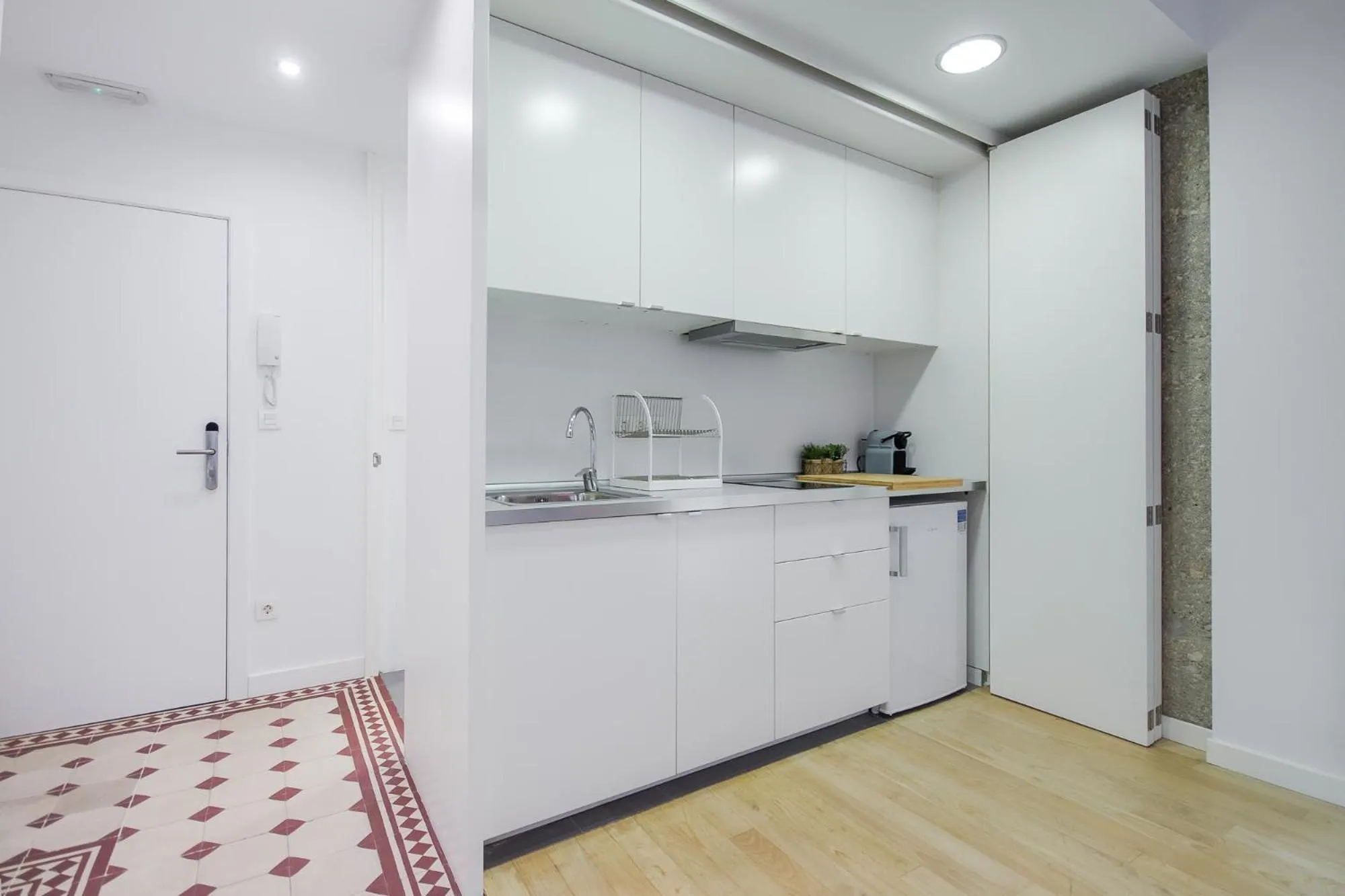 Kitchen or kitchenette, Kitchen/Kitchenette in El Faro de Pepa by Como en Casa