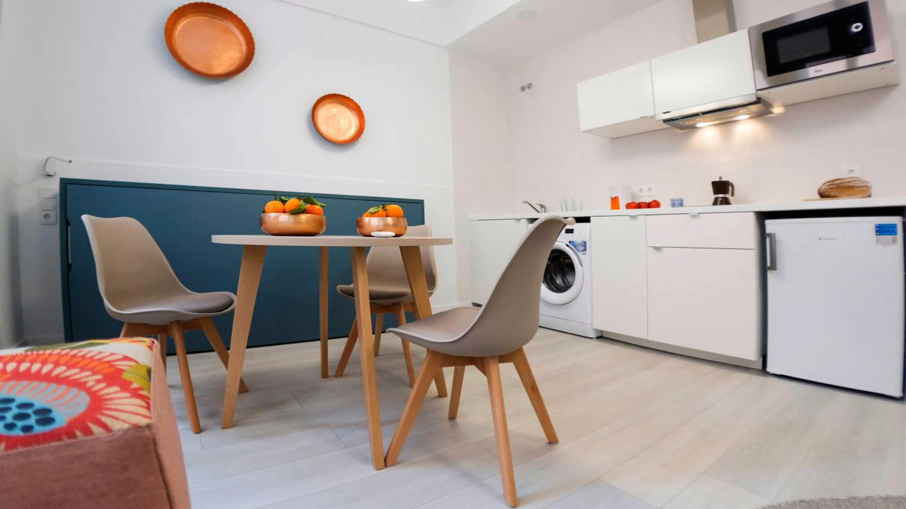 Kitchen or kitchenette, Kitchen/Kitchenette in El Faro de Pepa by Como en Casa