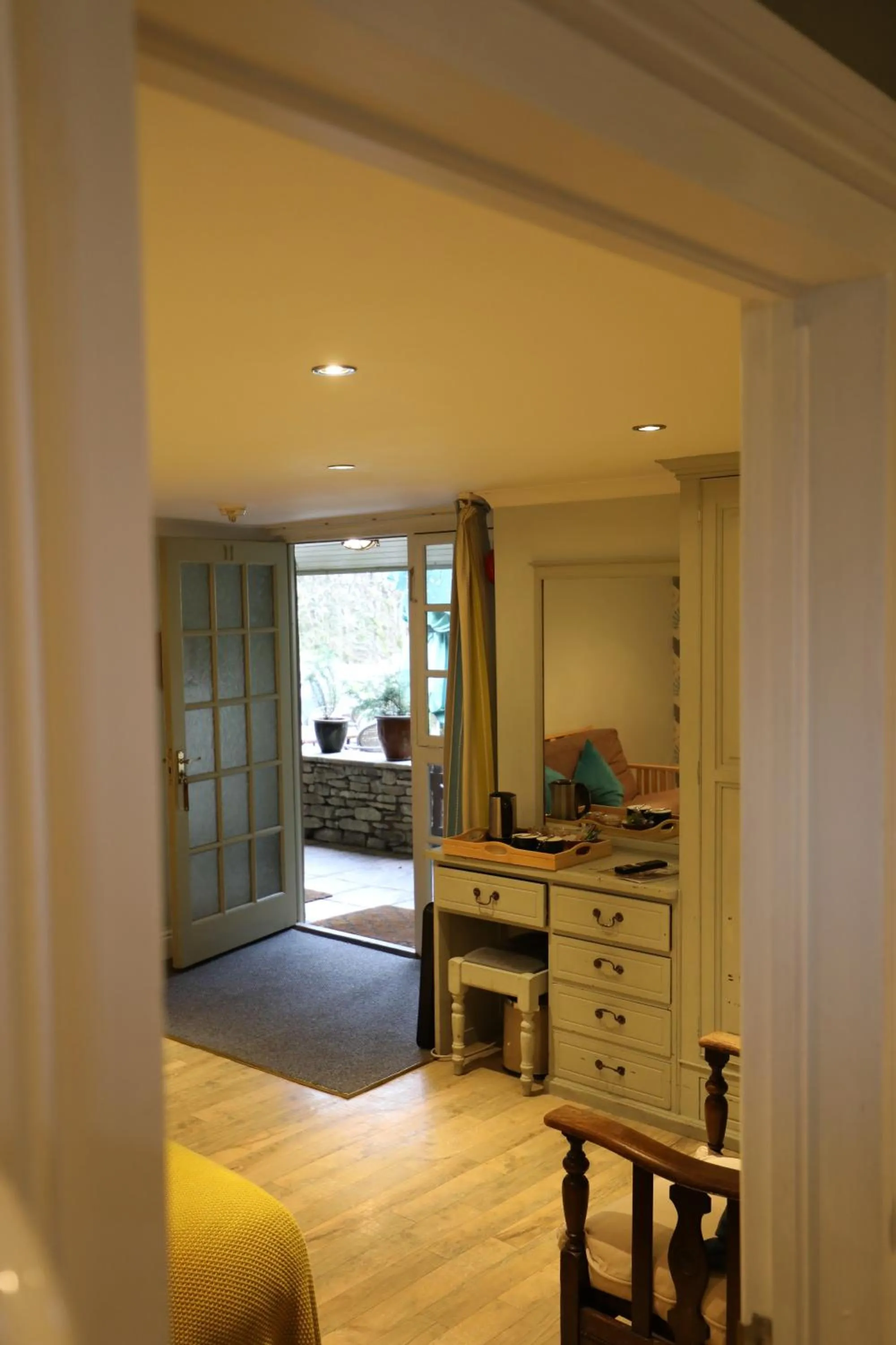 Bed in The Black Swan